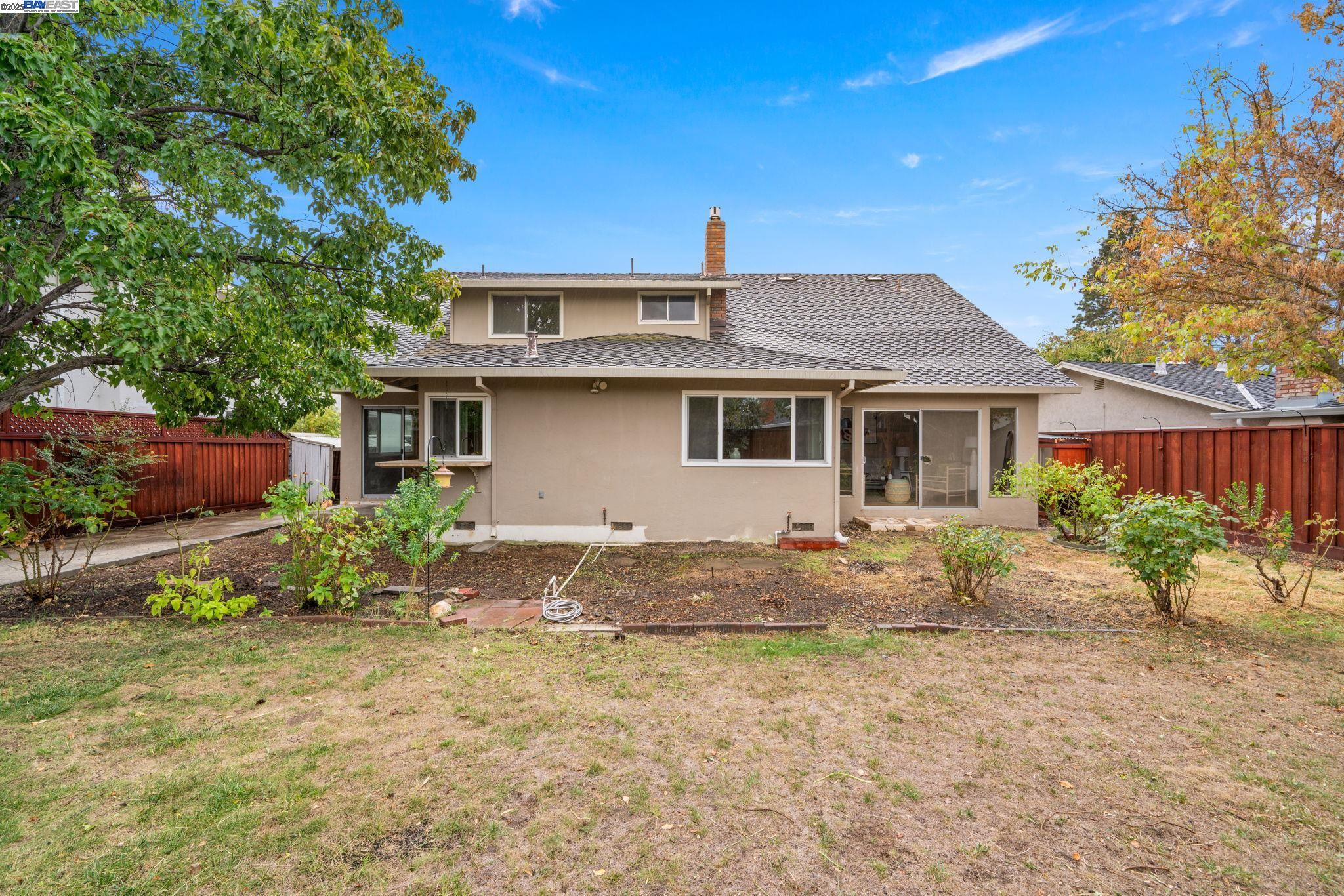 628 Lido Dr