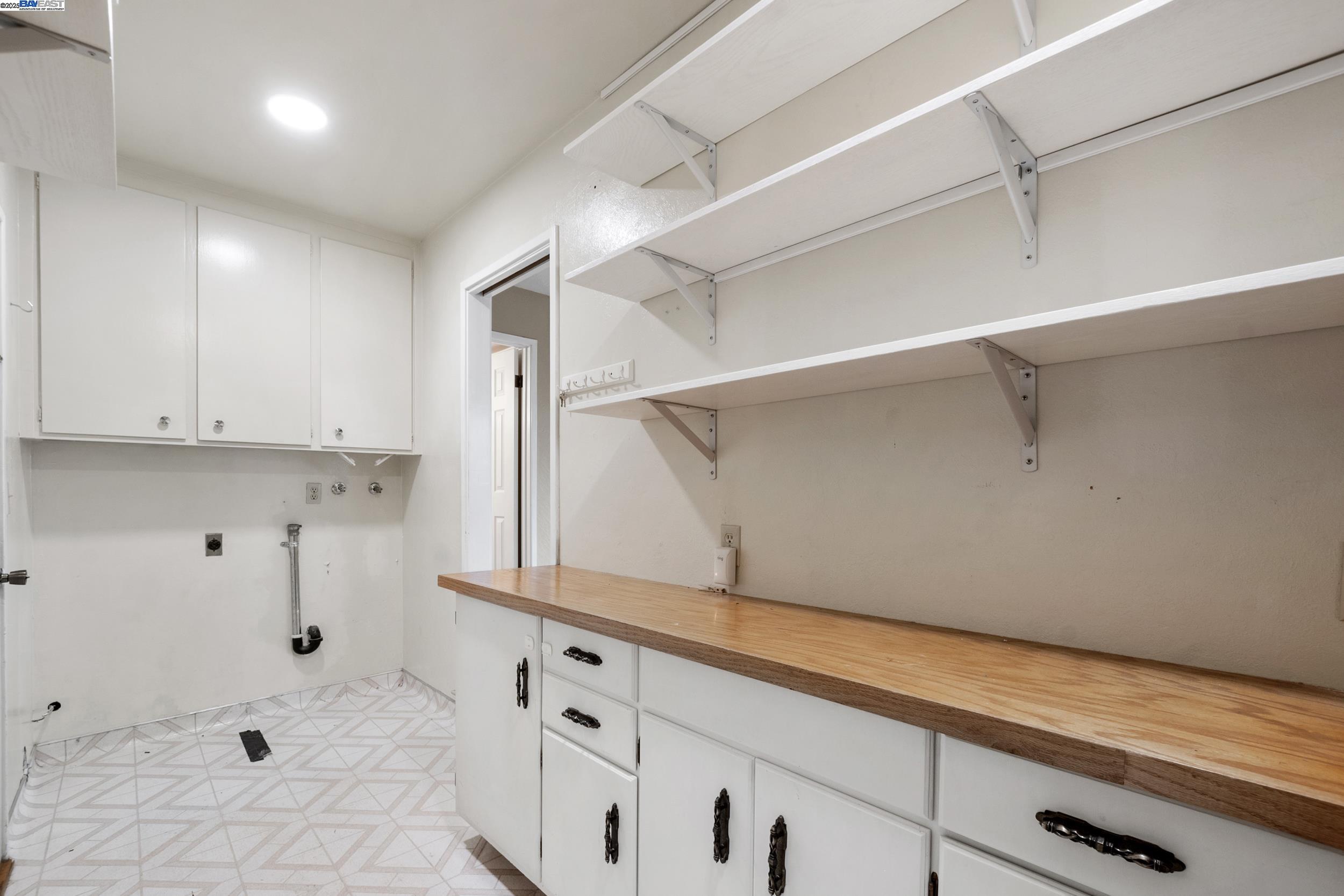 628 Lido Dr