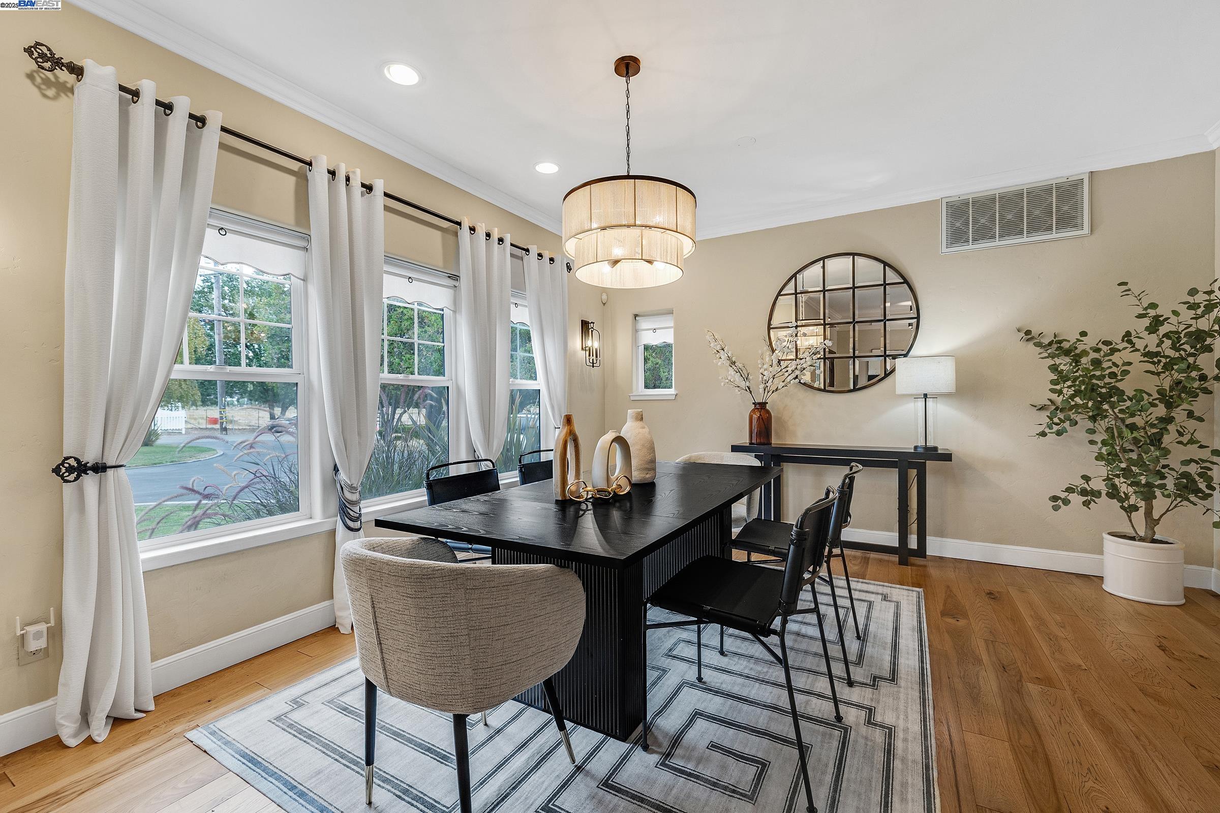 6745 Alisal Street, Pleasanton