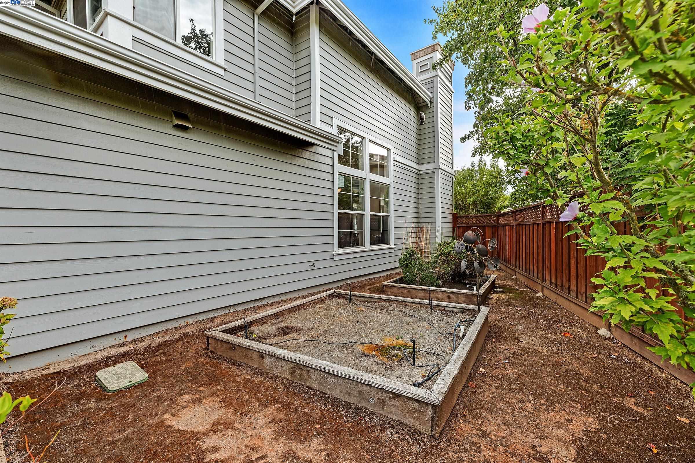 488 Montori Ct