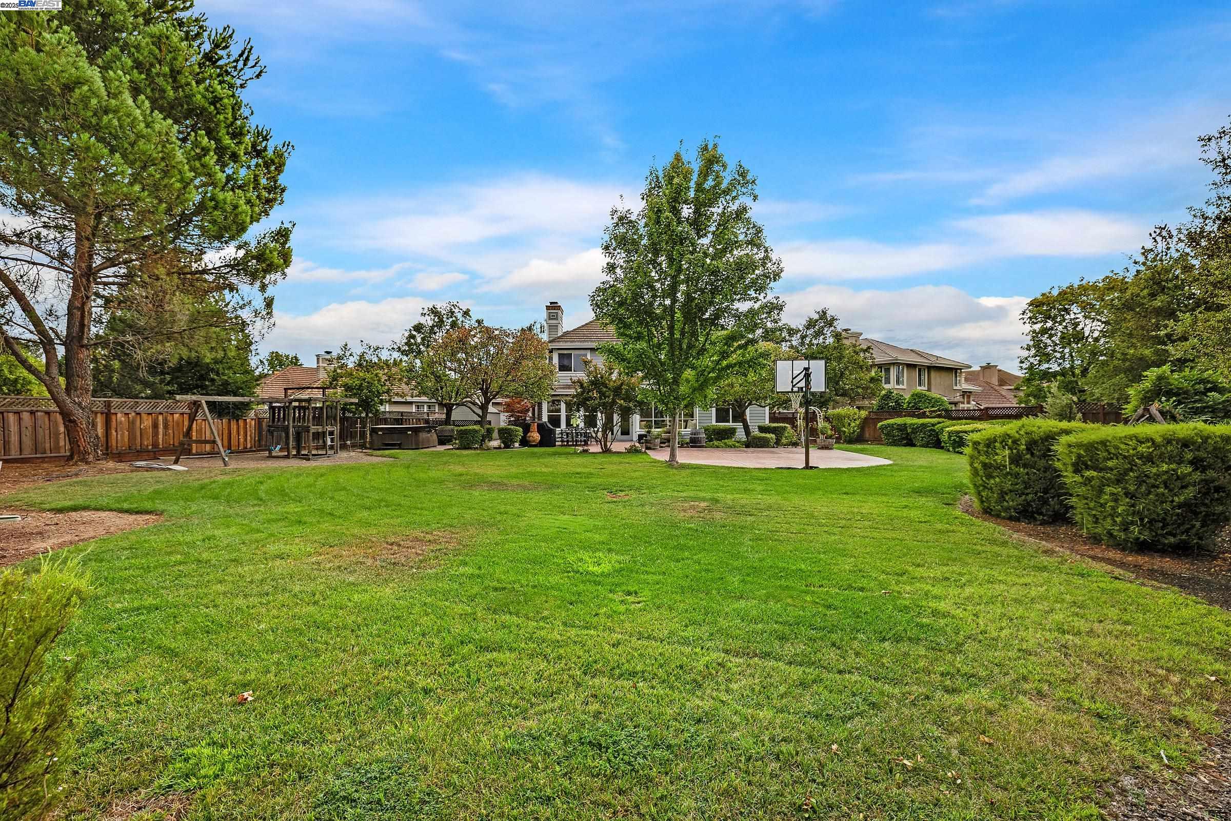 488 Montori Ct
