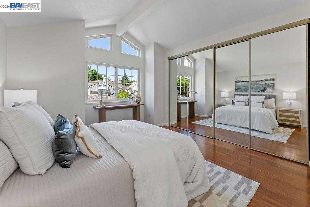 235 Northwood Cmns