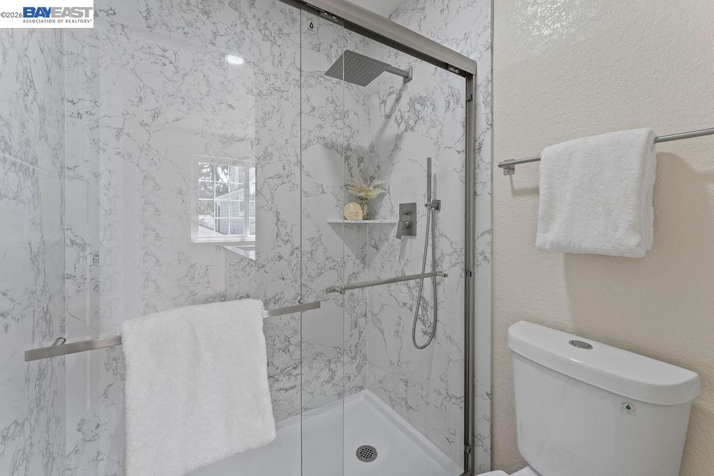 235 Northwood Cmns