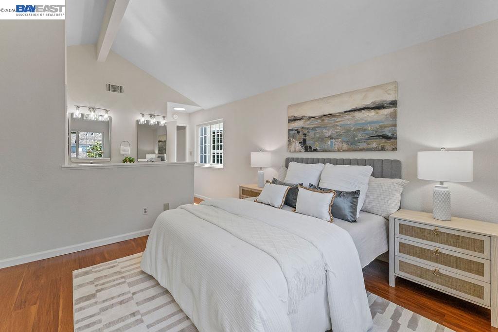 235 Northwood Cmns