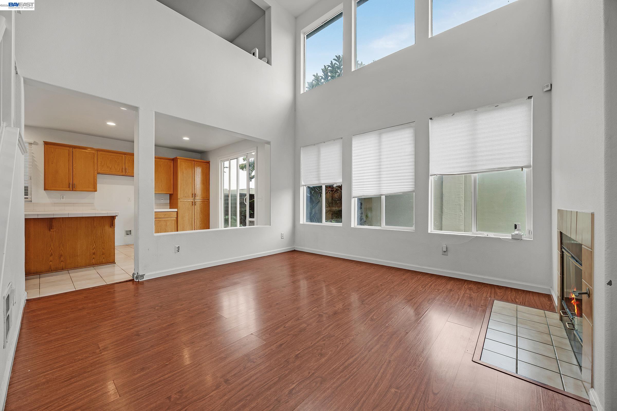448 Burlington Dr