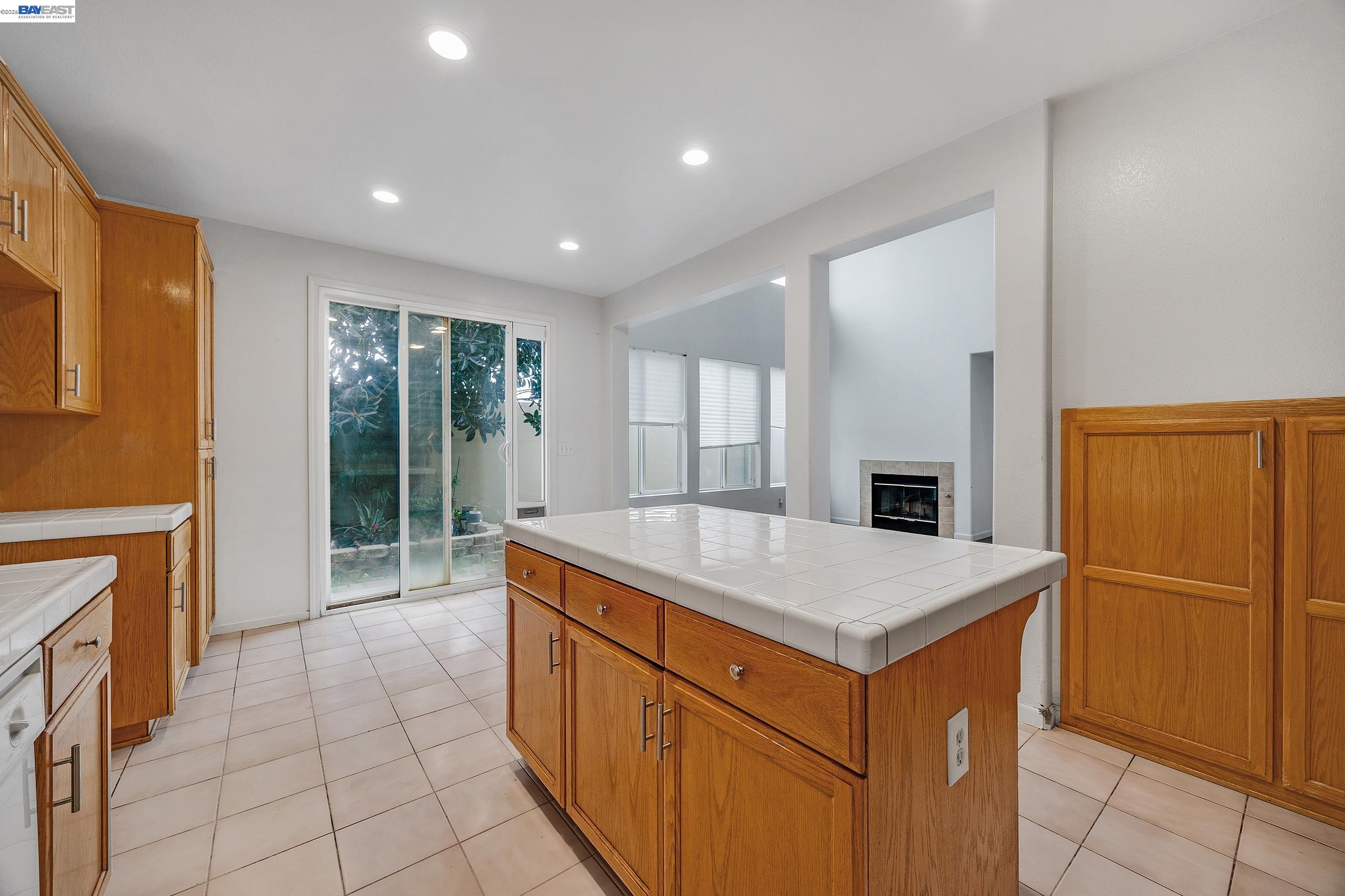 448 Burlington Dr
