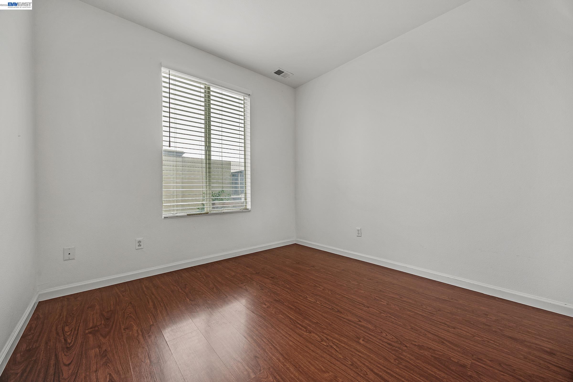 448 Burlington Dr