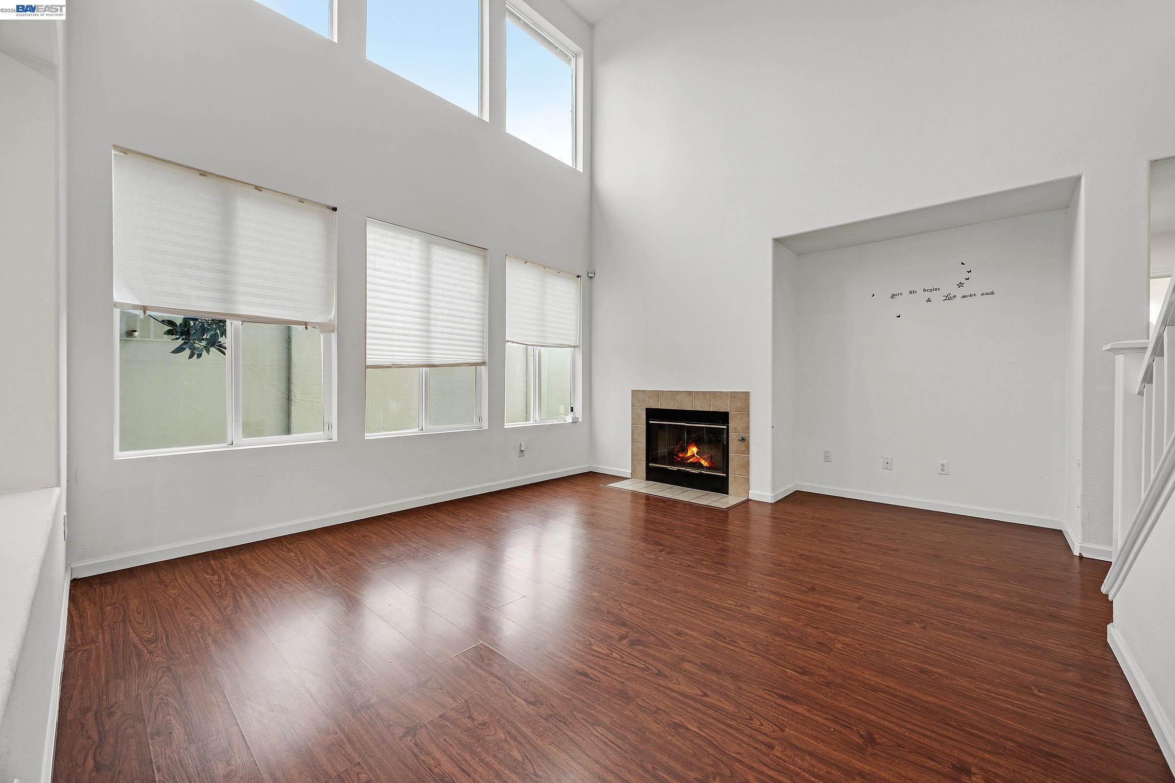 448 Burlington Dr