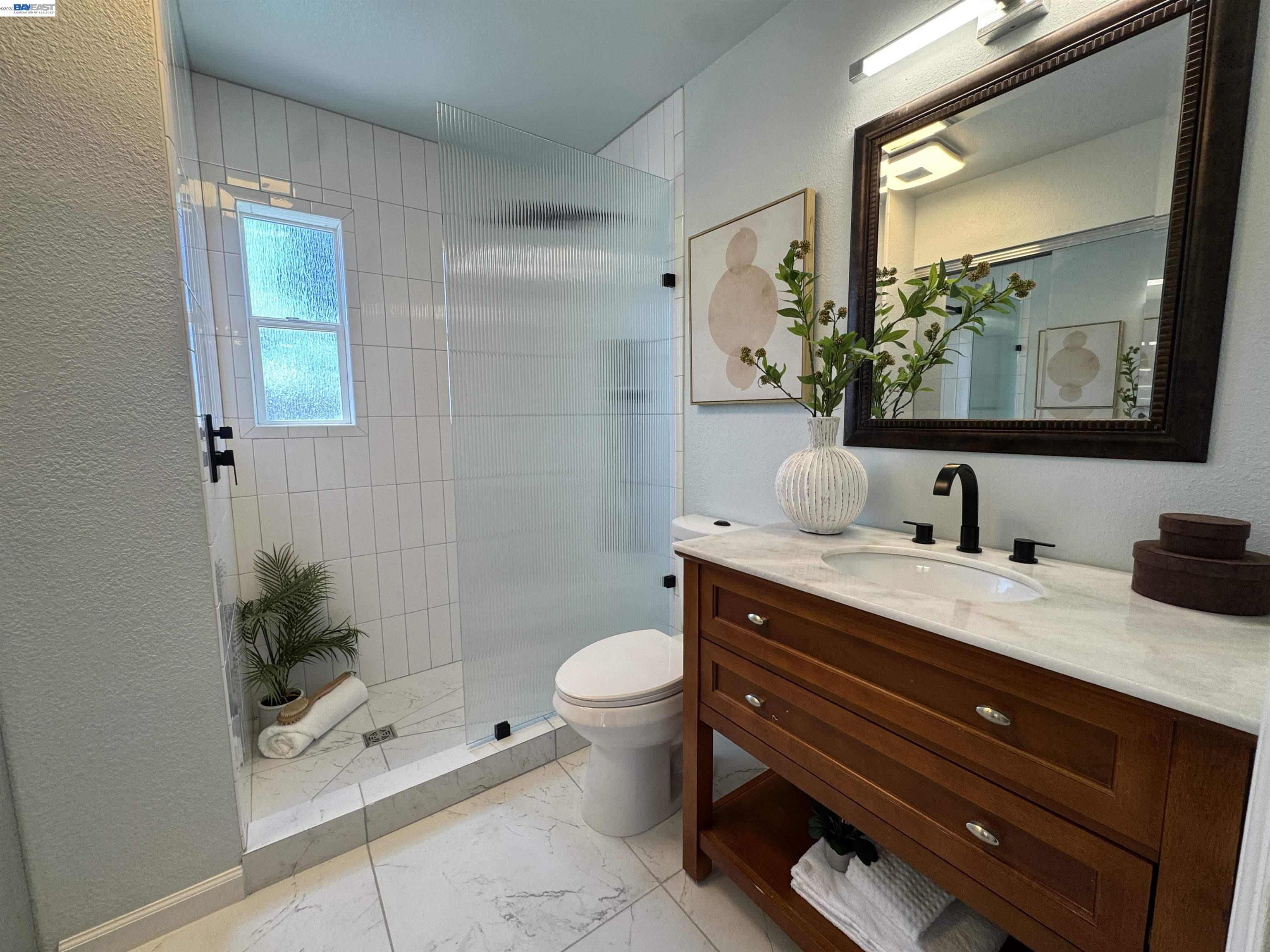 933 Algonquin Ave