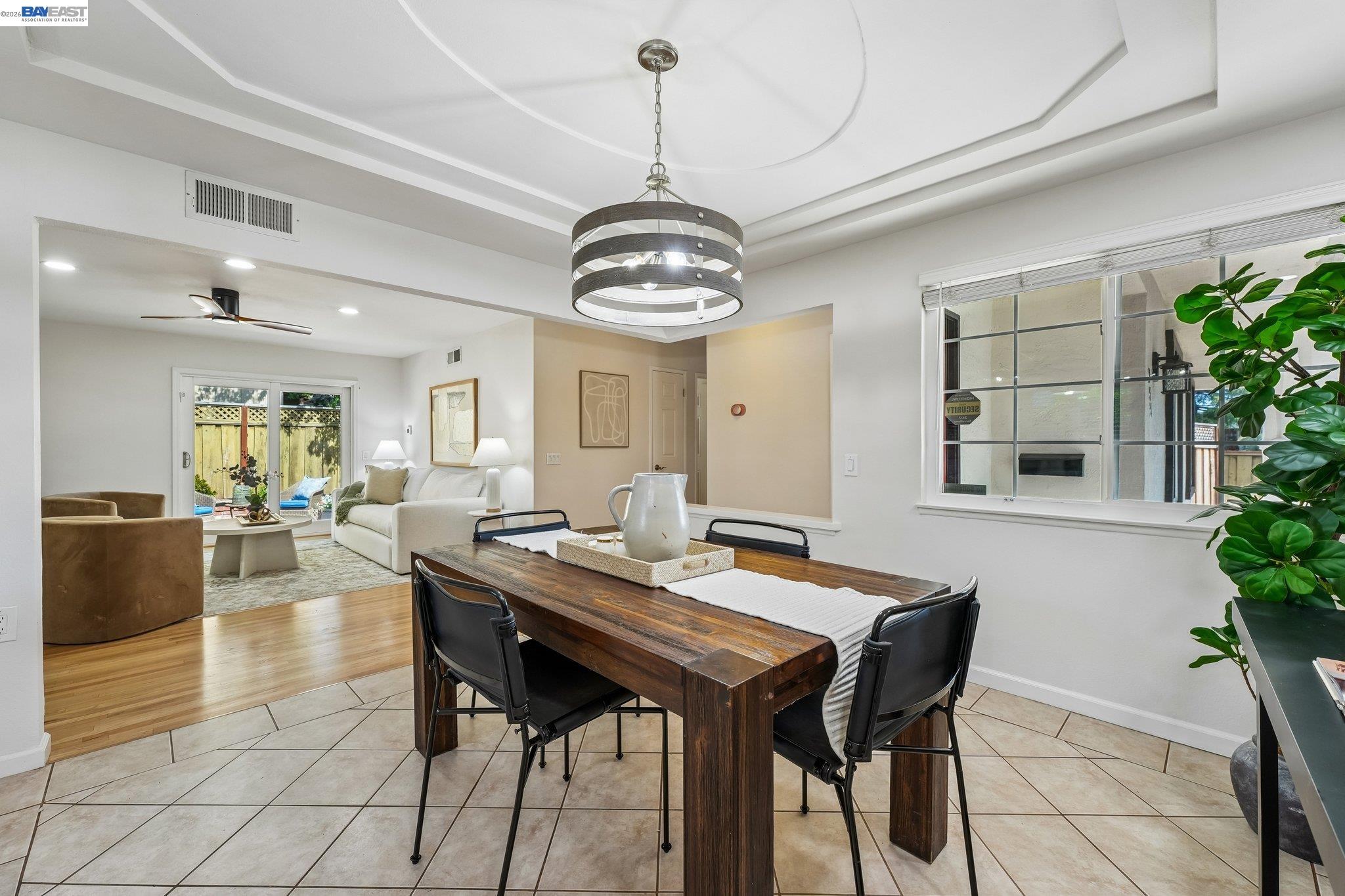 933 Algonquin Ave