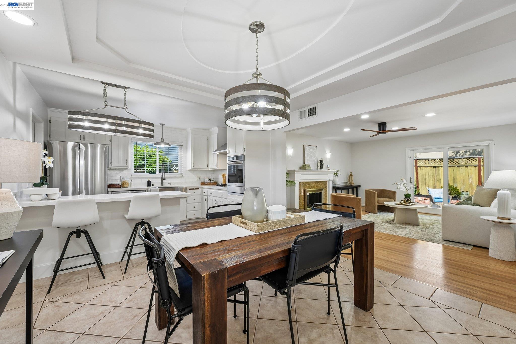 933 Algonquin Ave