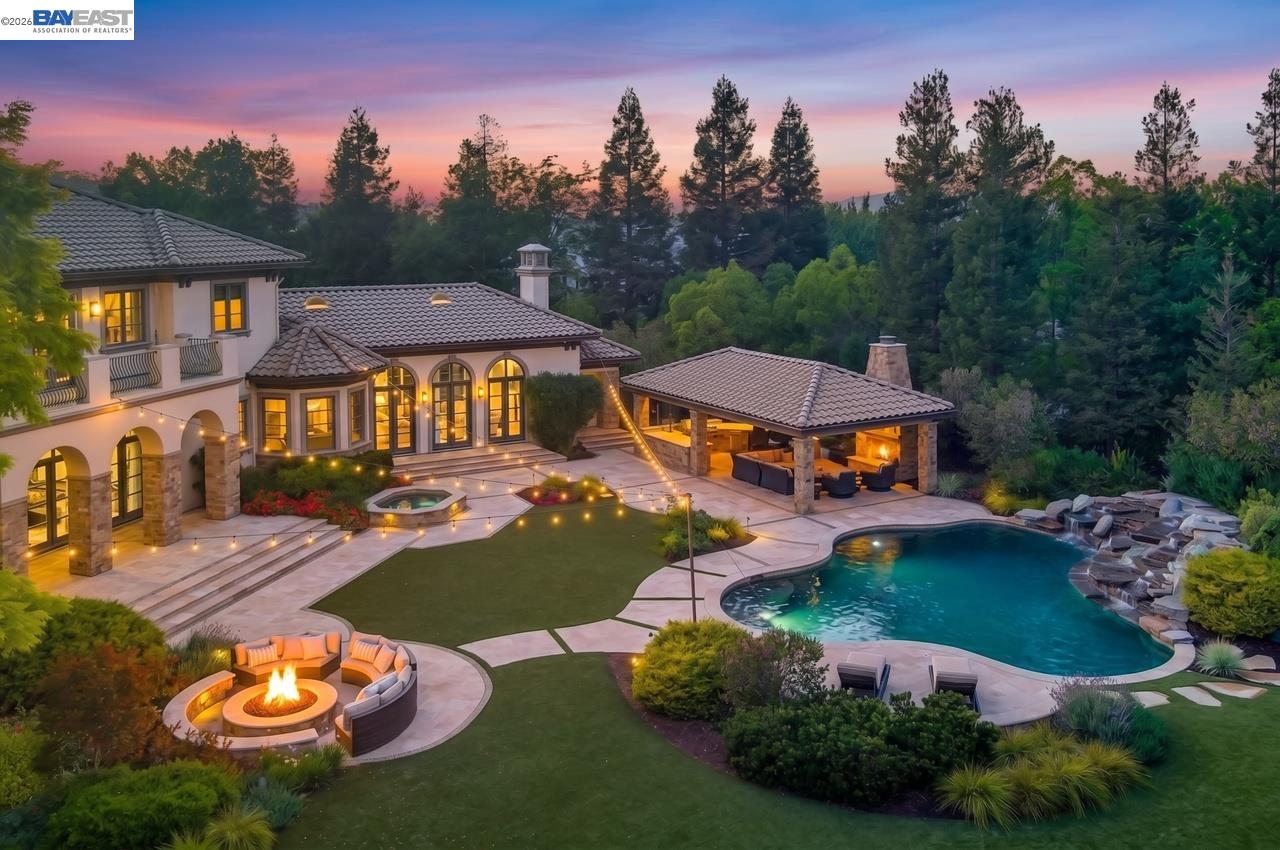 2794 W Ruby Hill Dr