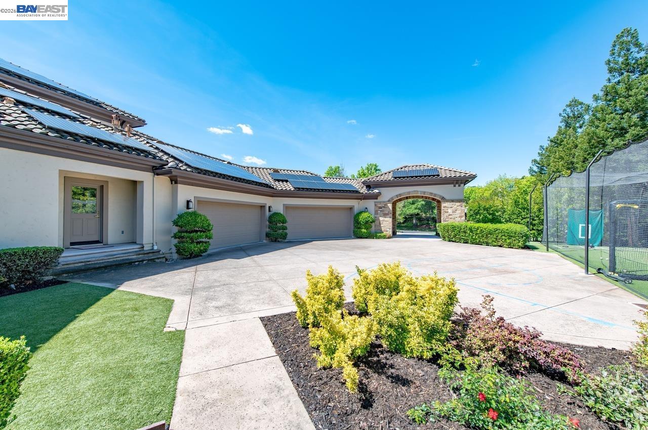2794 W Ruby Hill Dr