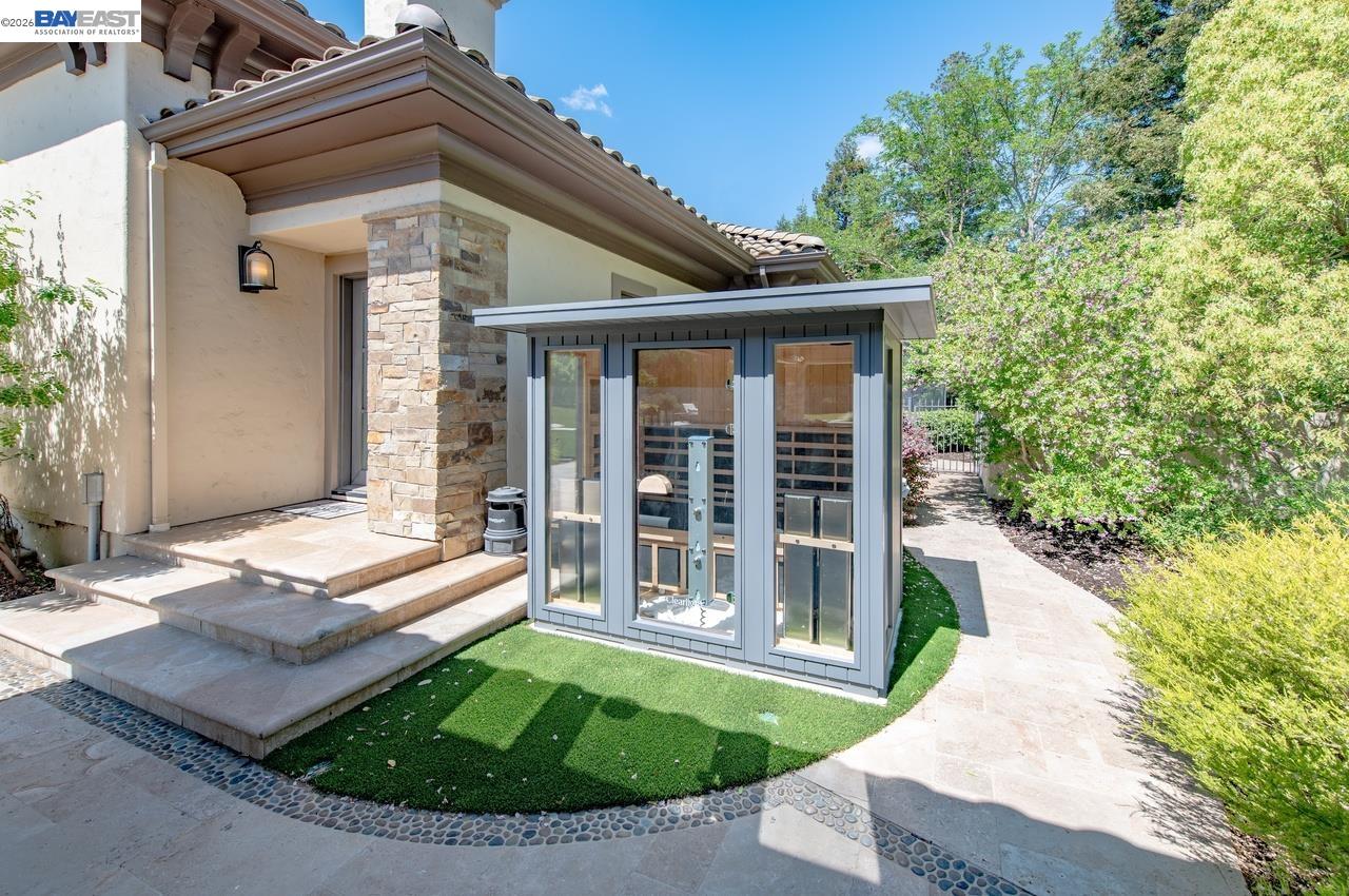 2794 W Ruby Hill Dr