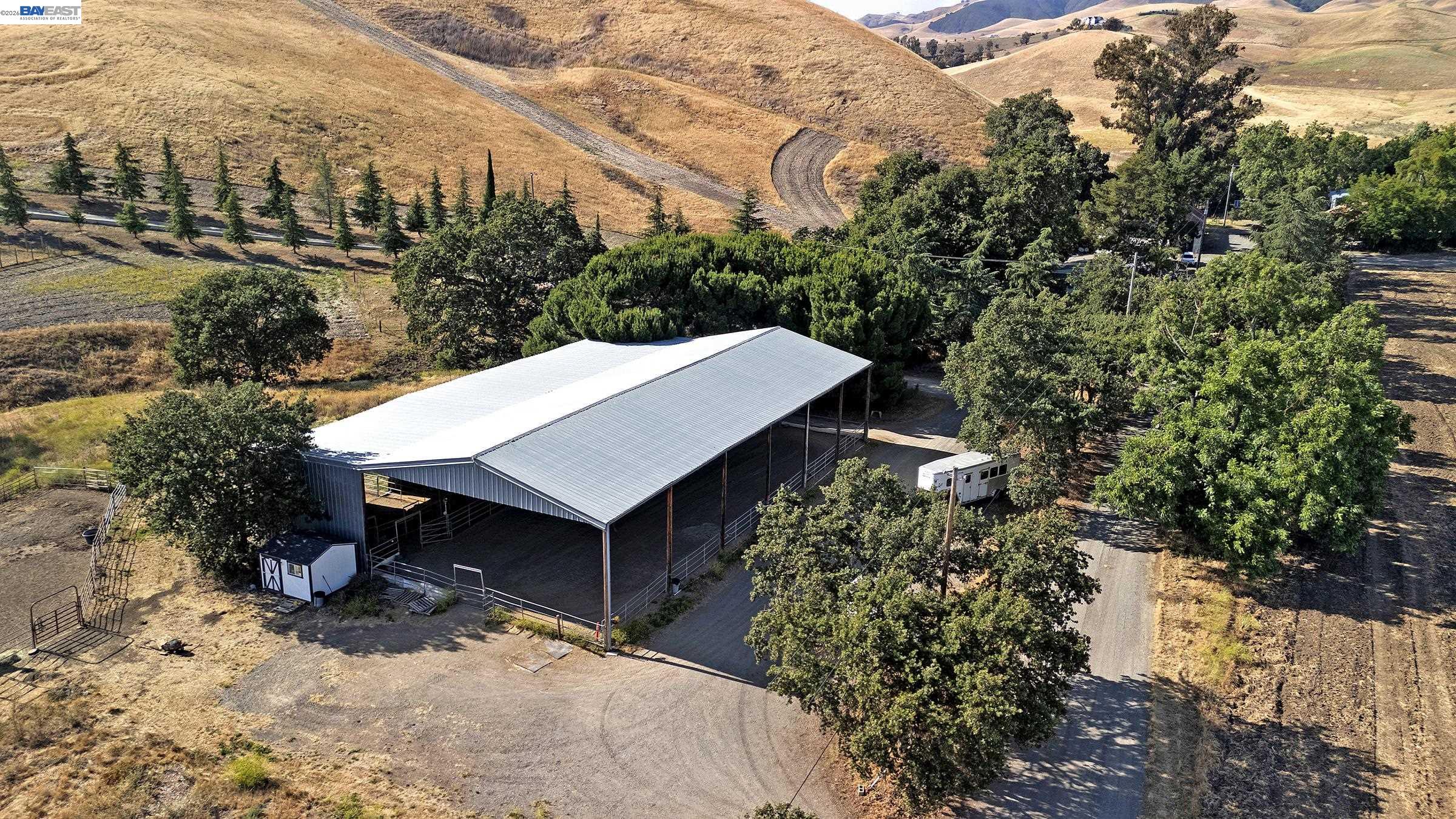 8201 Highland Rd