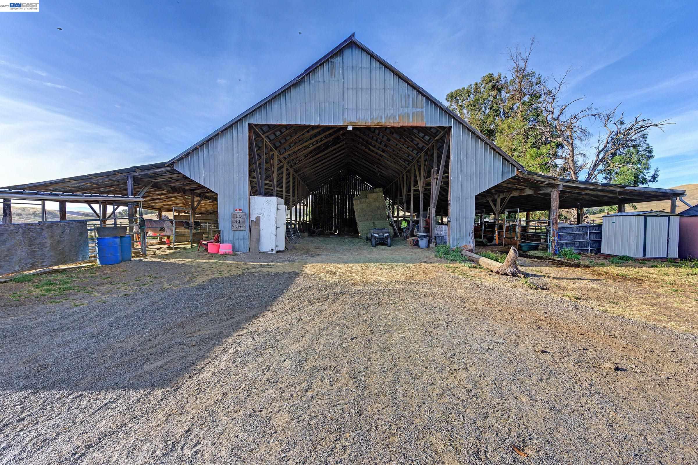 8201 Highland Rd