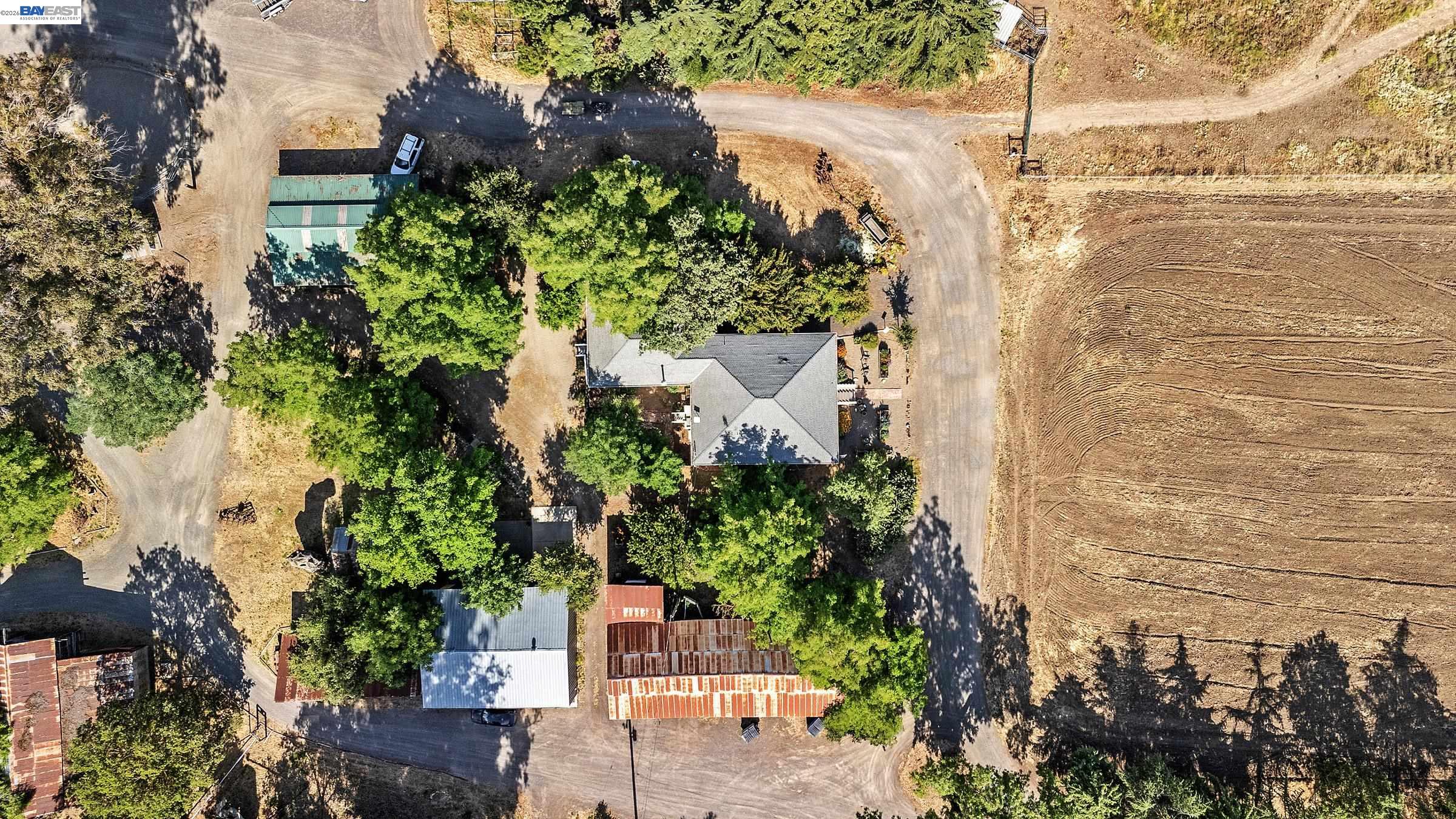 8201 Highland Rd