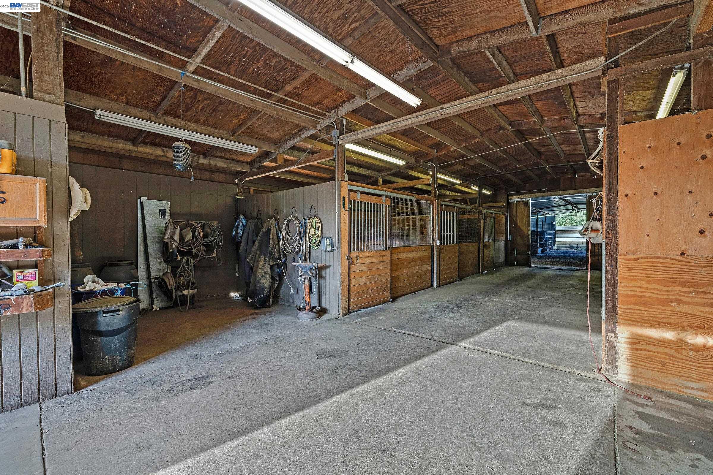 10040 Tesla Rd