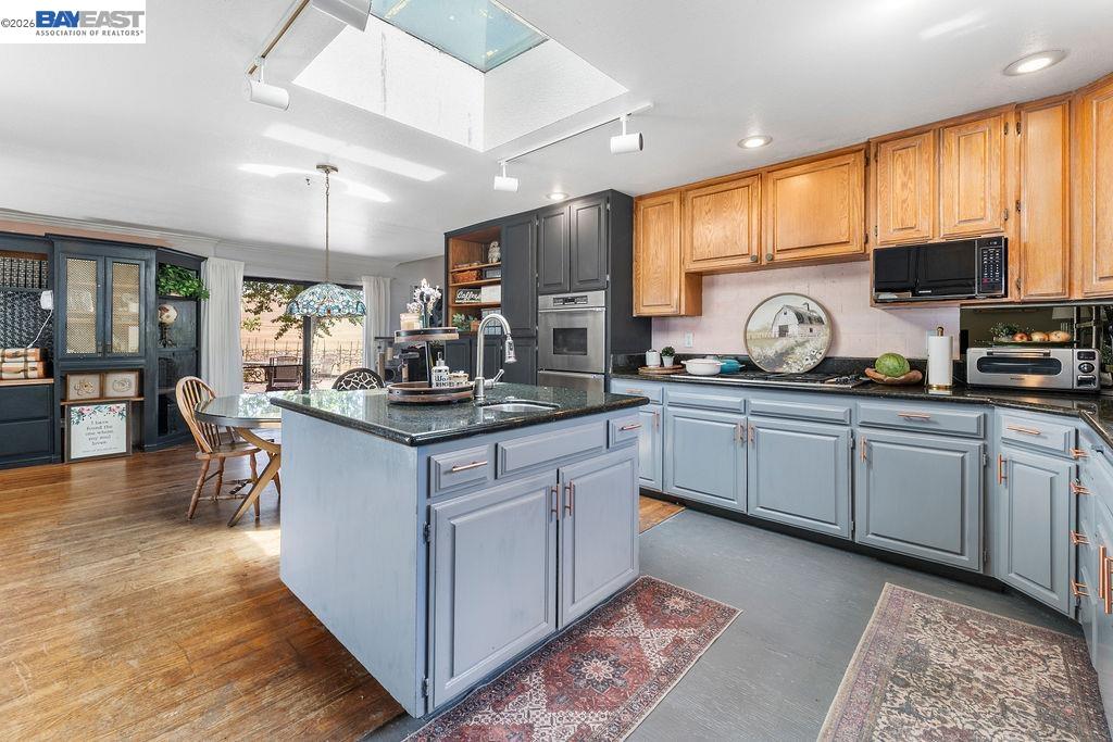 4767 Bel Roma Rd