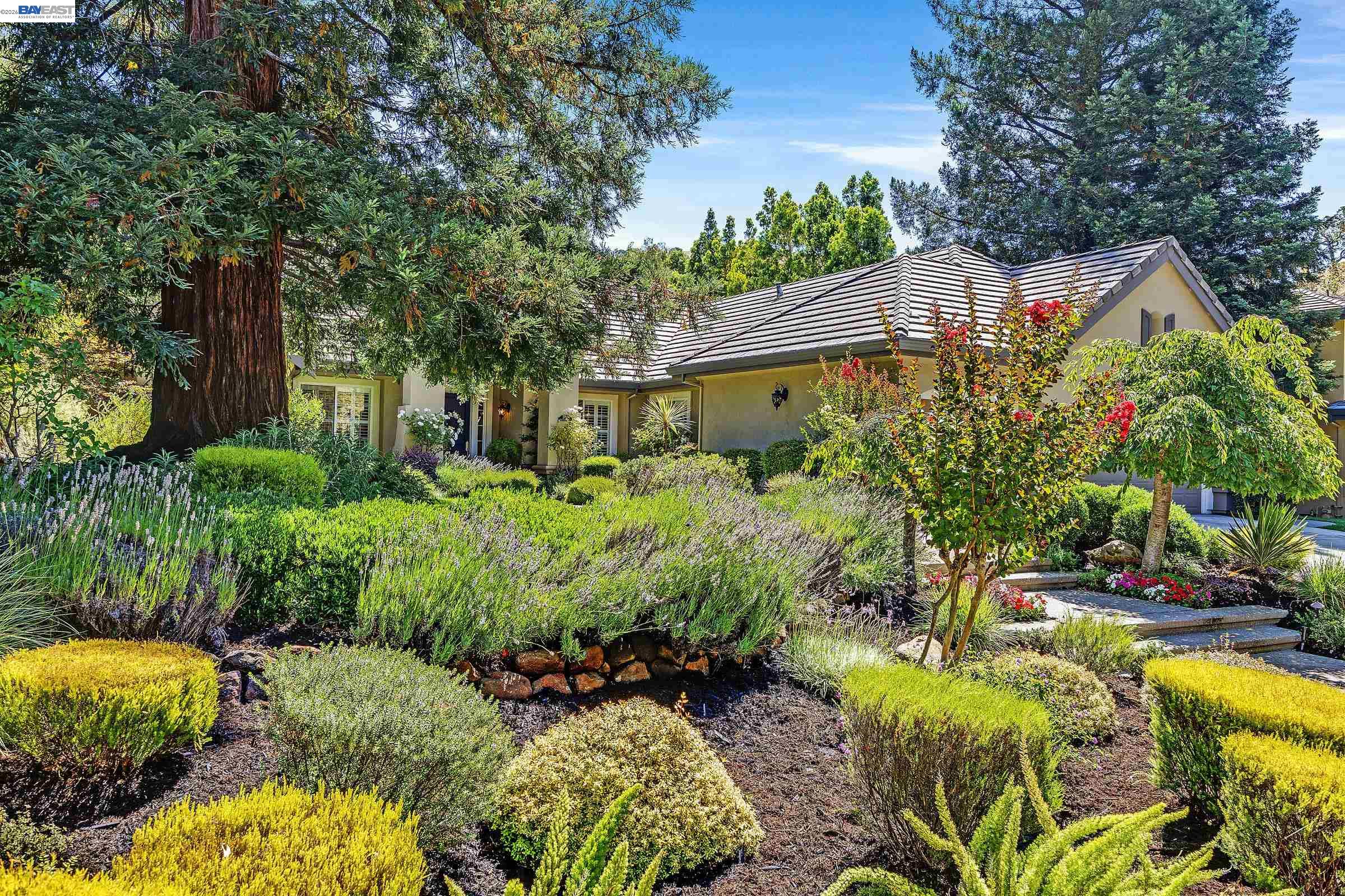 2757 Deer Meadow Dr