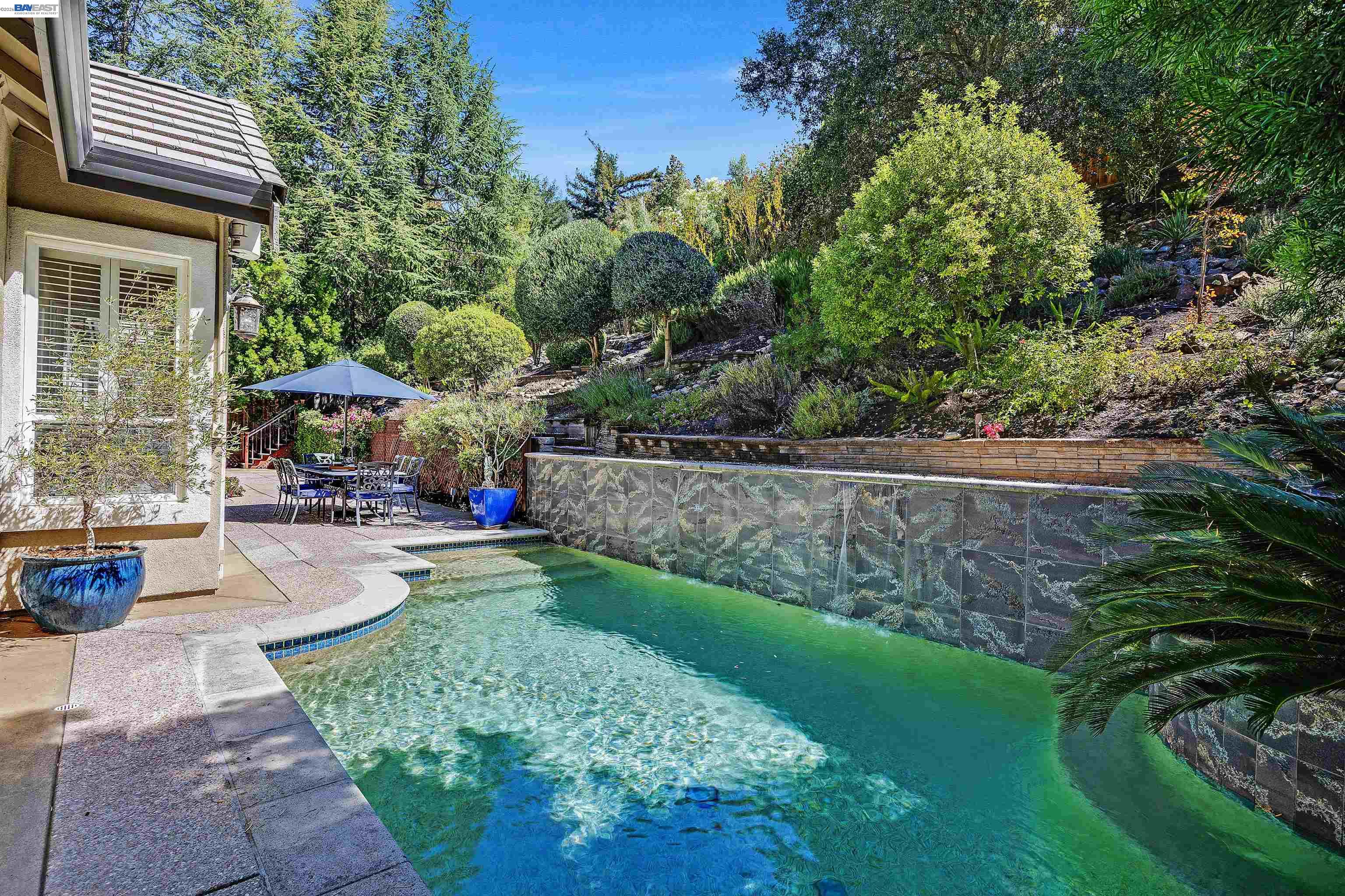 2757 Deer Meadow Dr