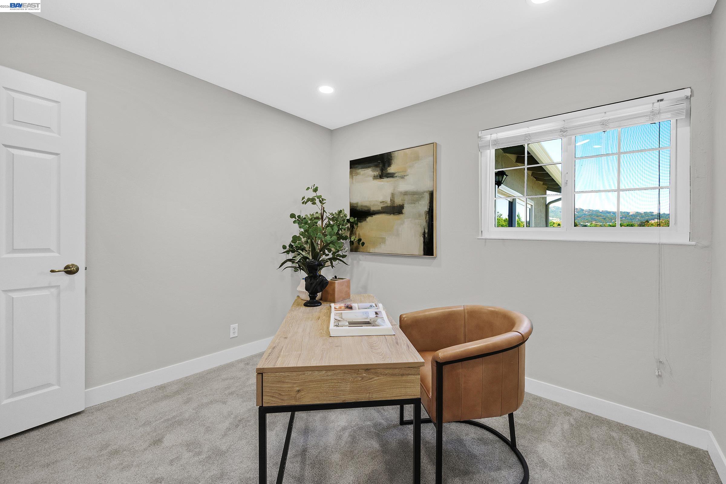 6877 Rayland Ct