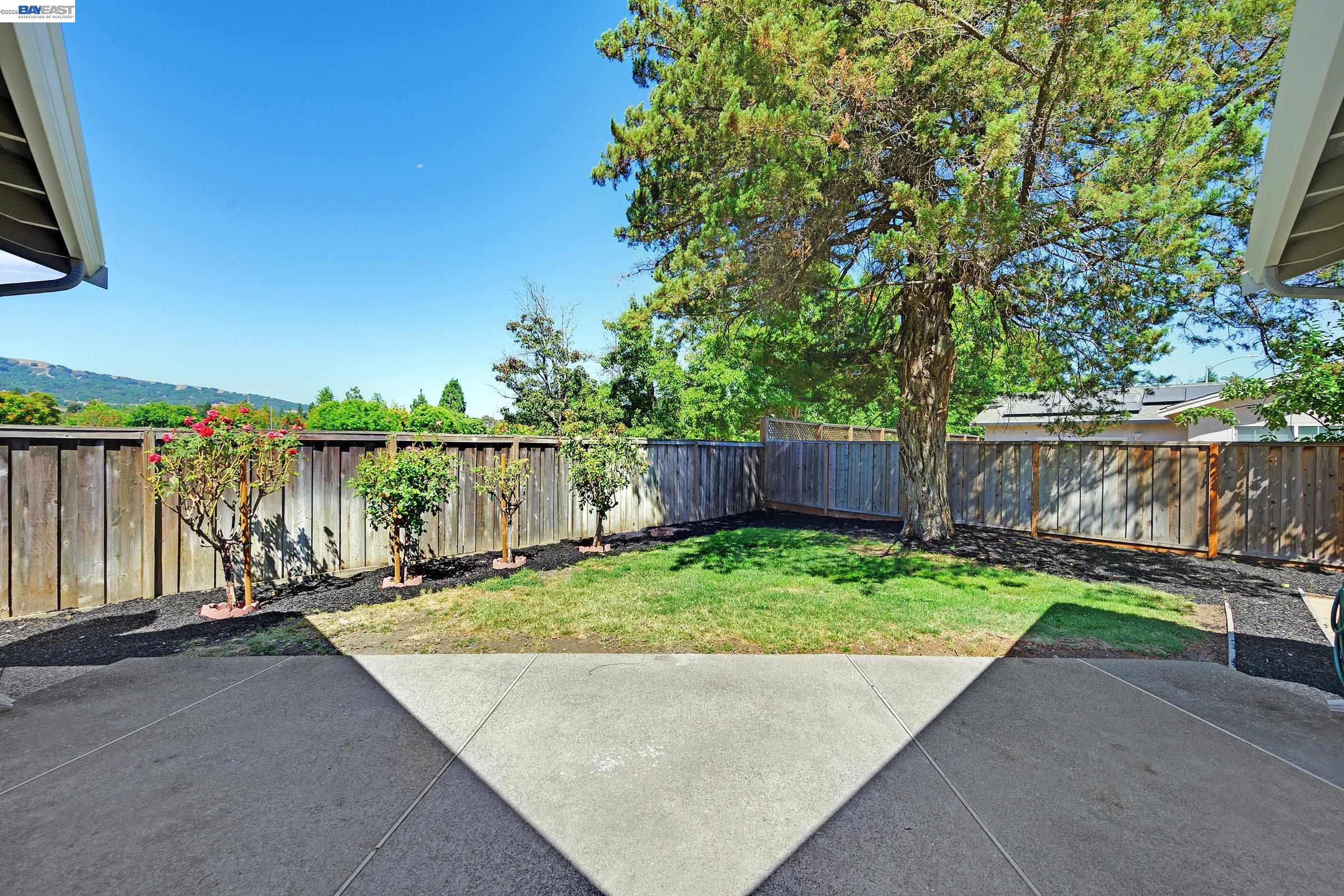 6877 Rayland Ct