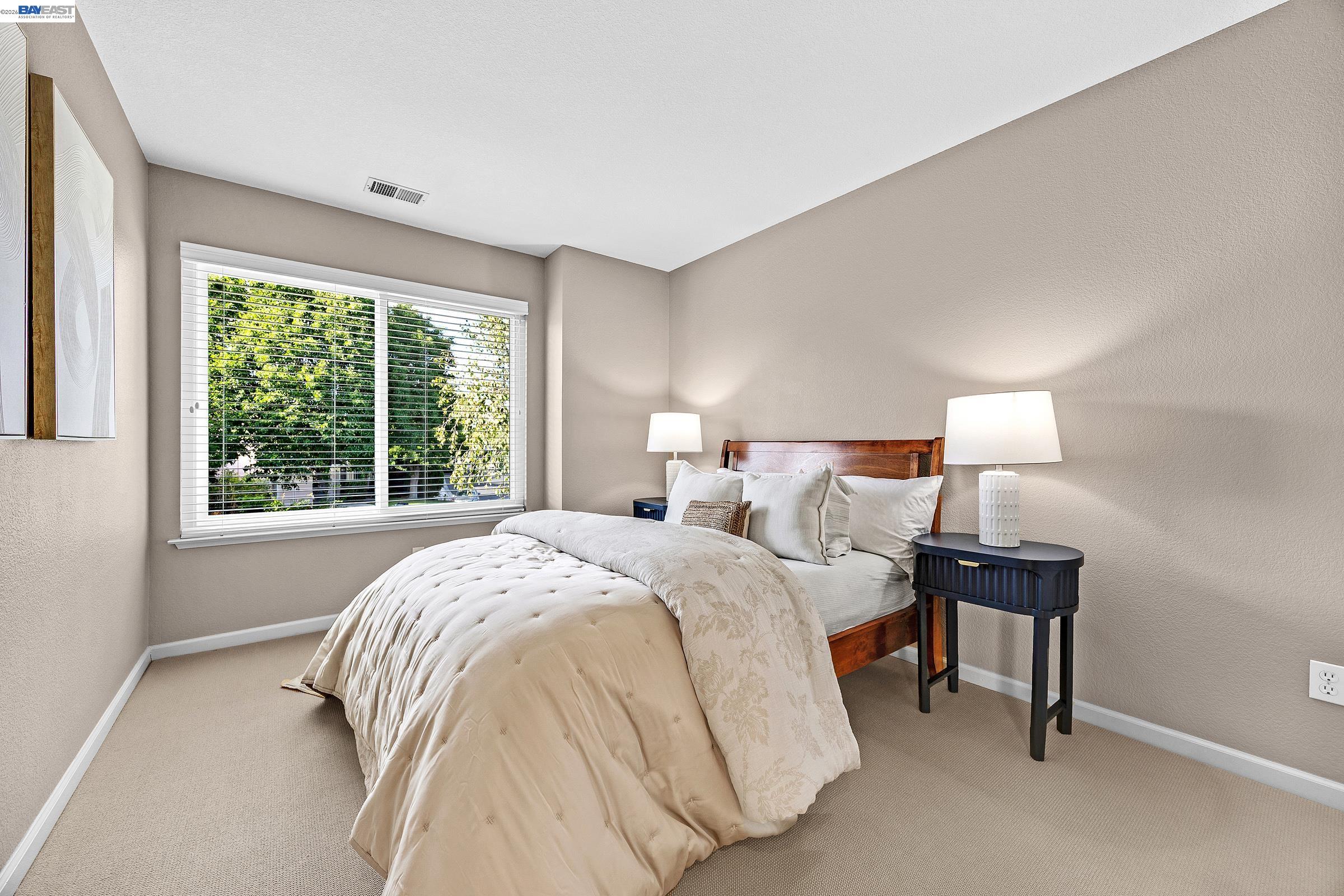 6310 Camino Del Lago