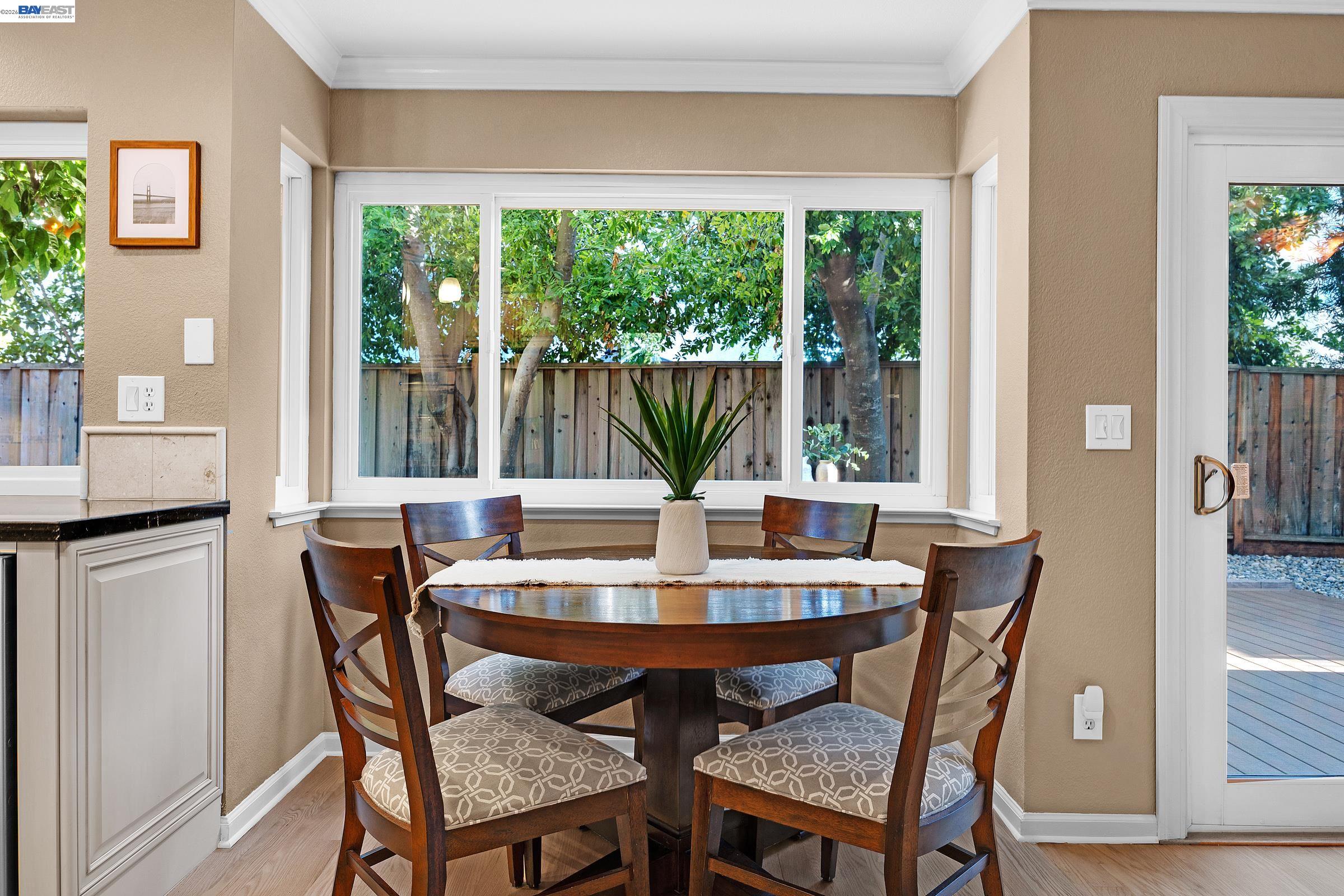 6310 Camino Del Lago
