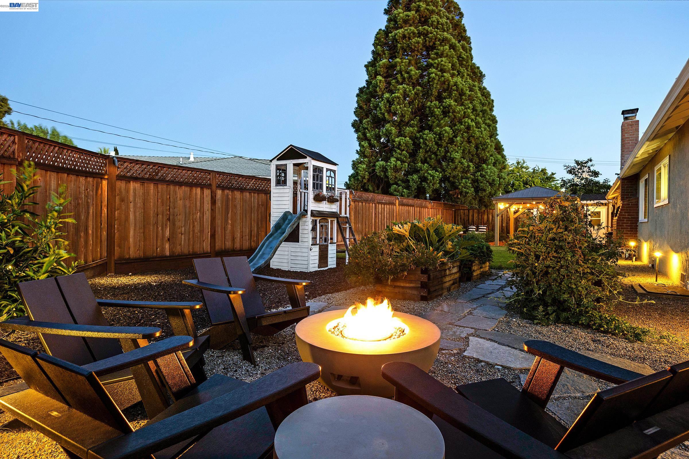 352 Cambridge Way