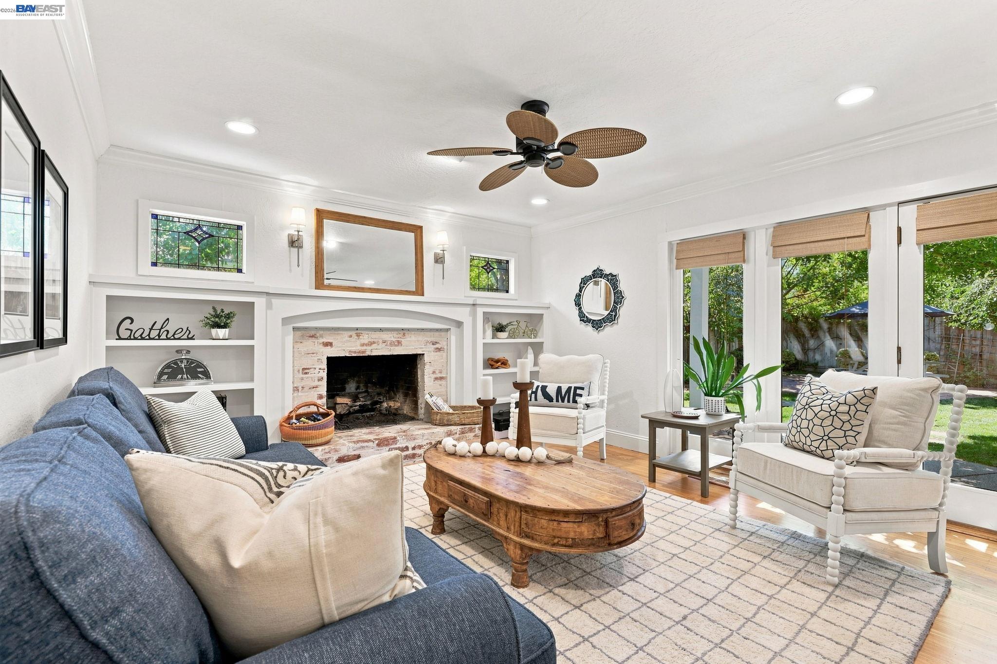 1712 Beachwood Way