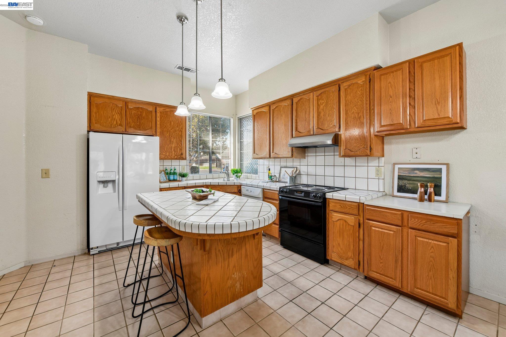 787 Chenin Blanc Dr
