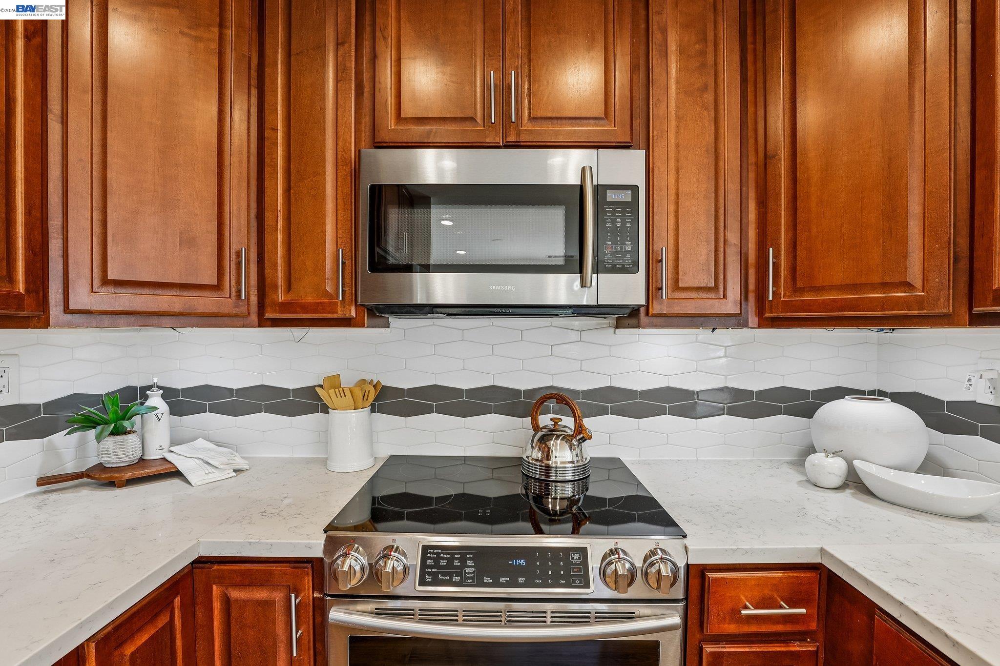 2129 Delucchi Dr