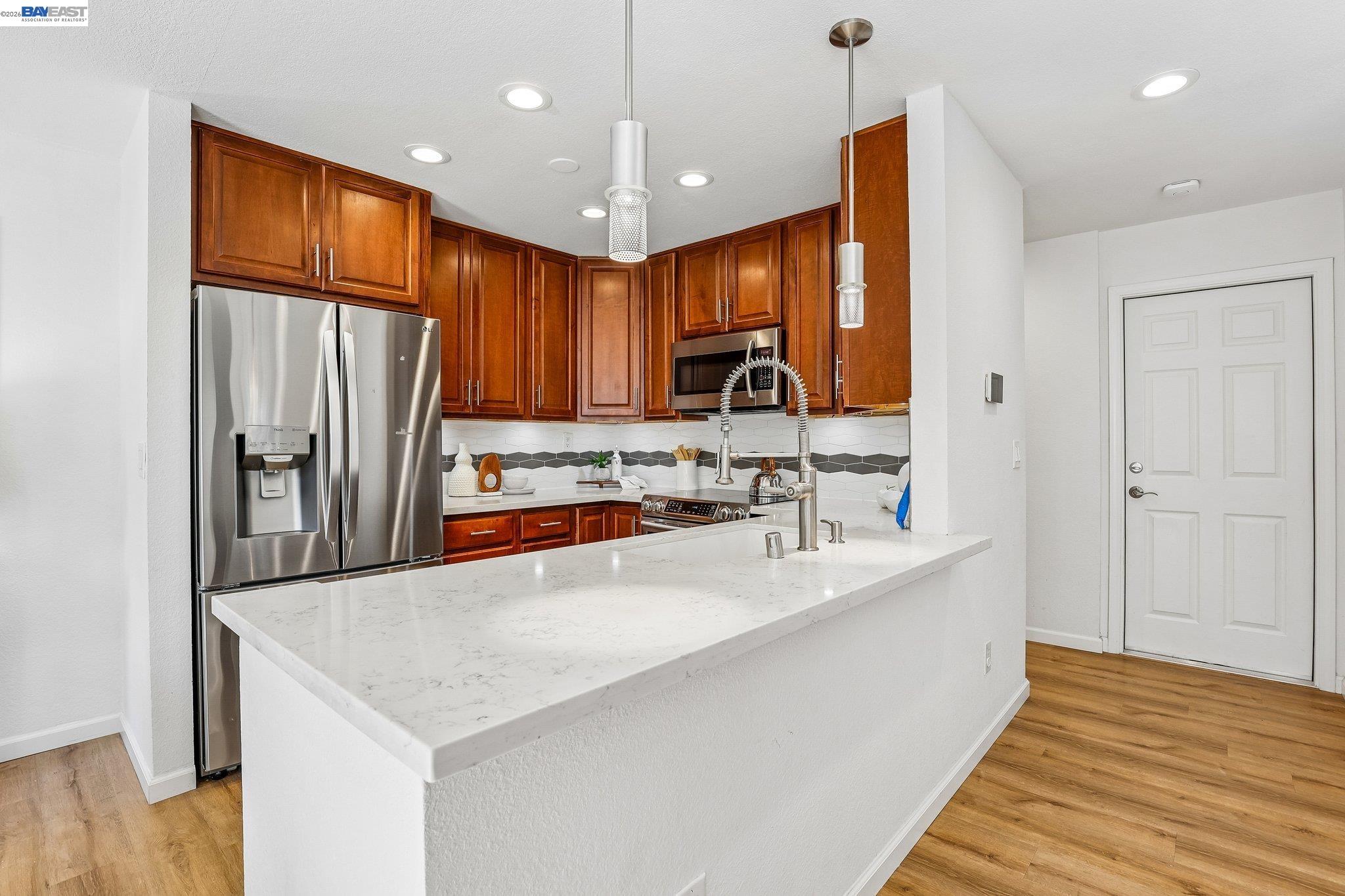 2129 Delucchi Dr