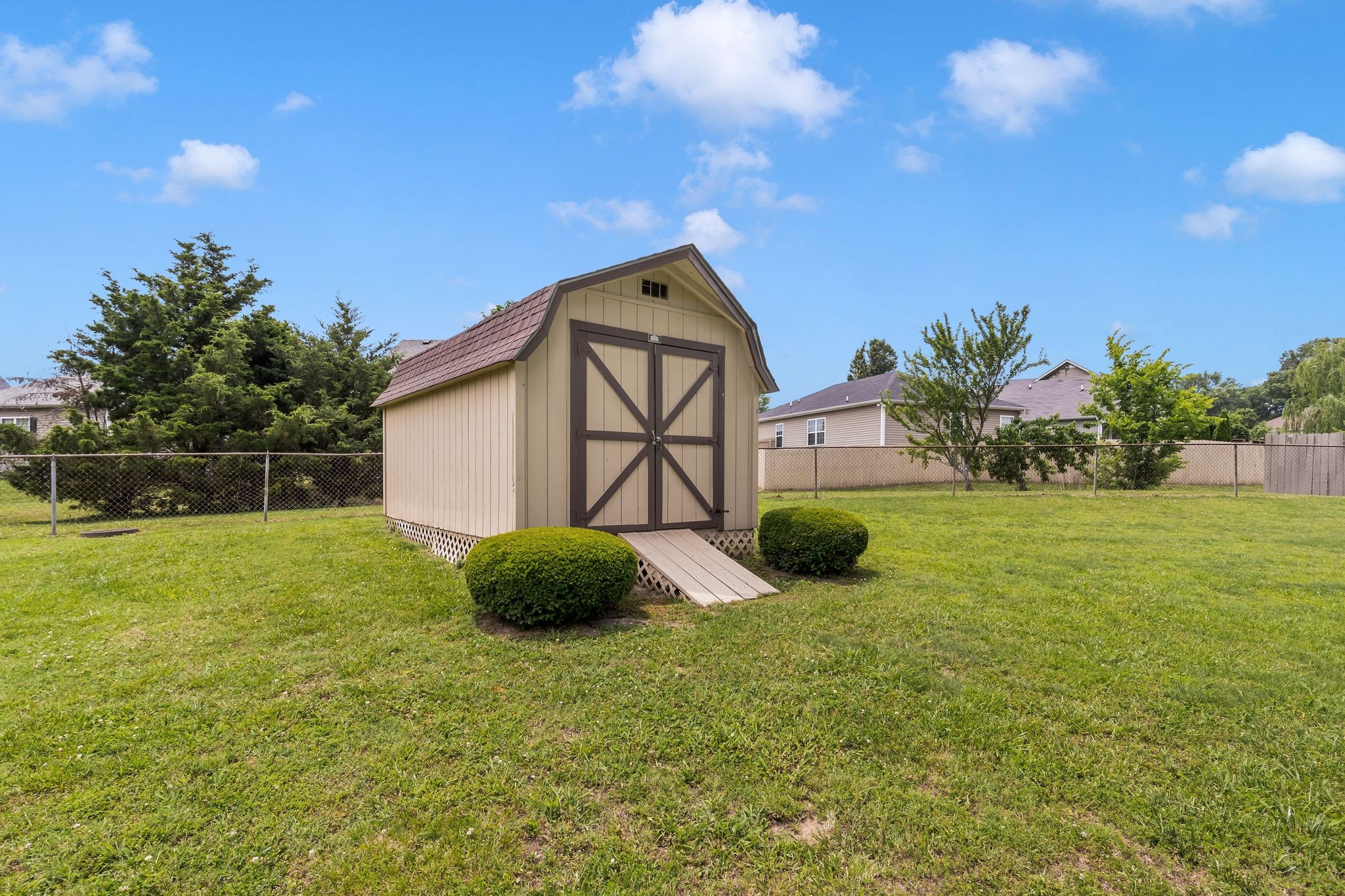 5007 Olivia Dr