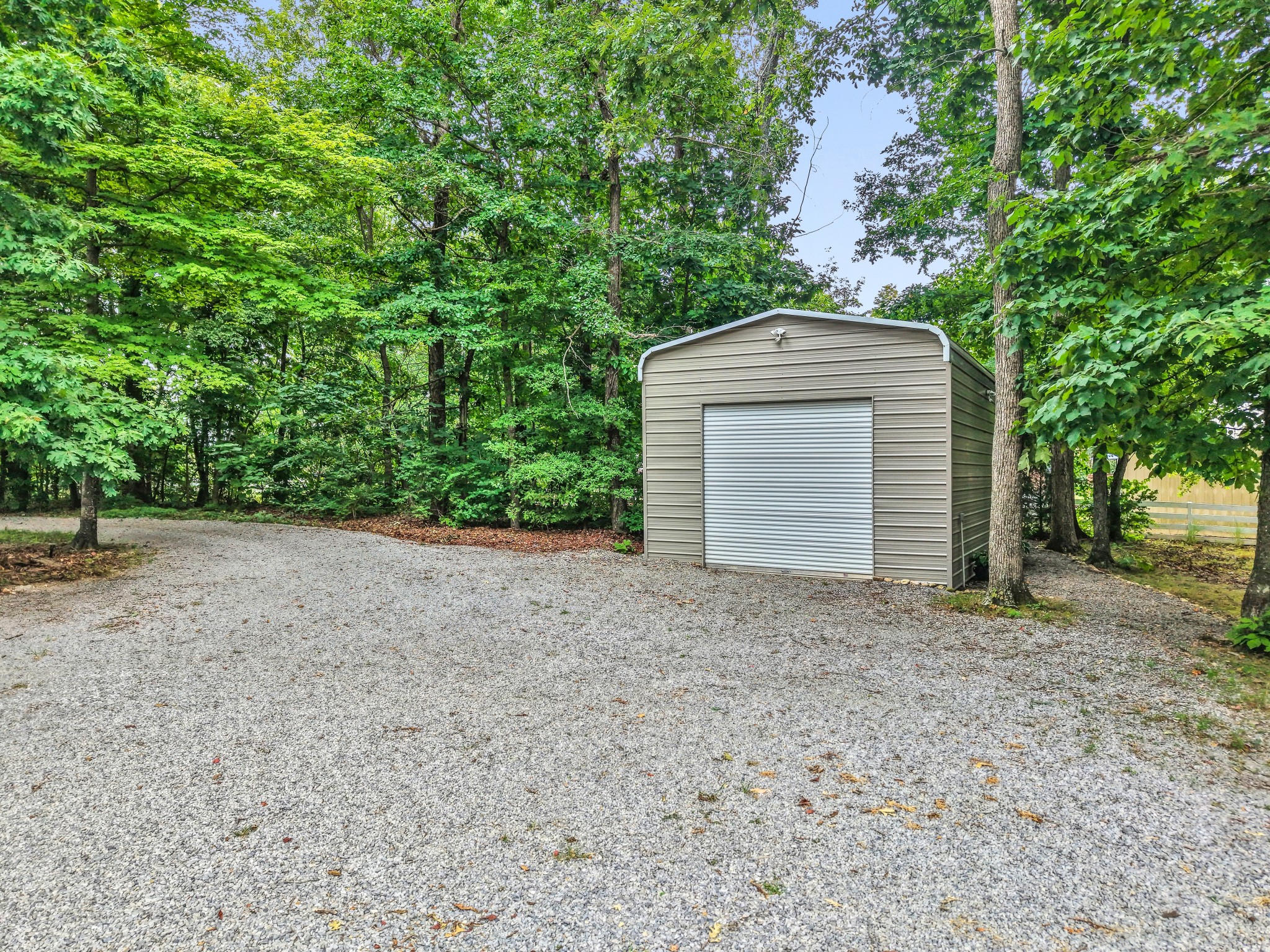 7197 Highland Rd