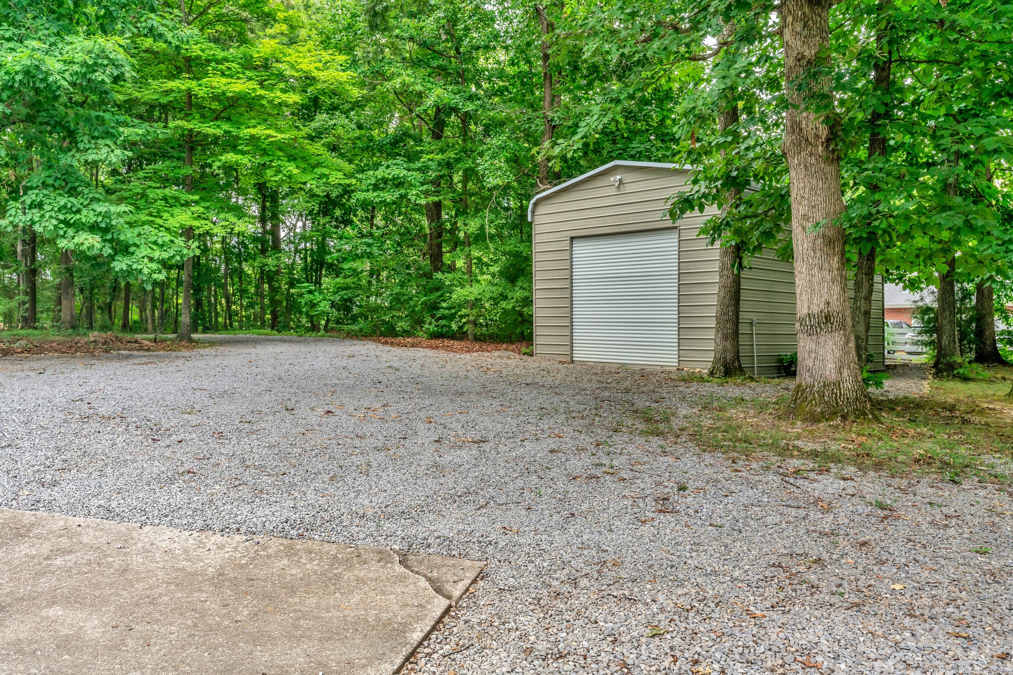 7197 Highland Rd