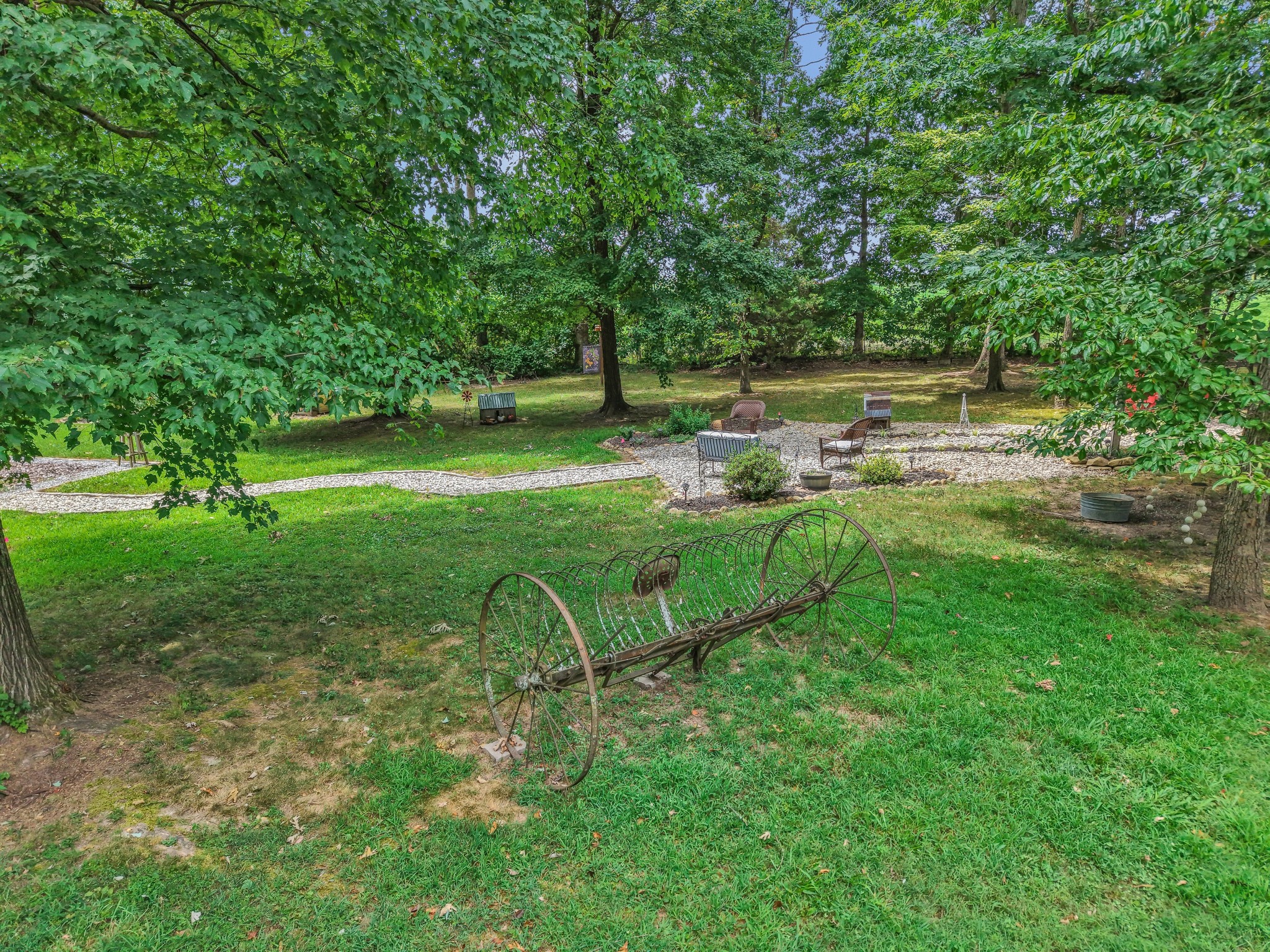 7197 Highland Rd