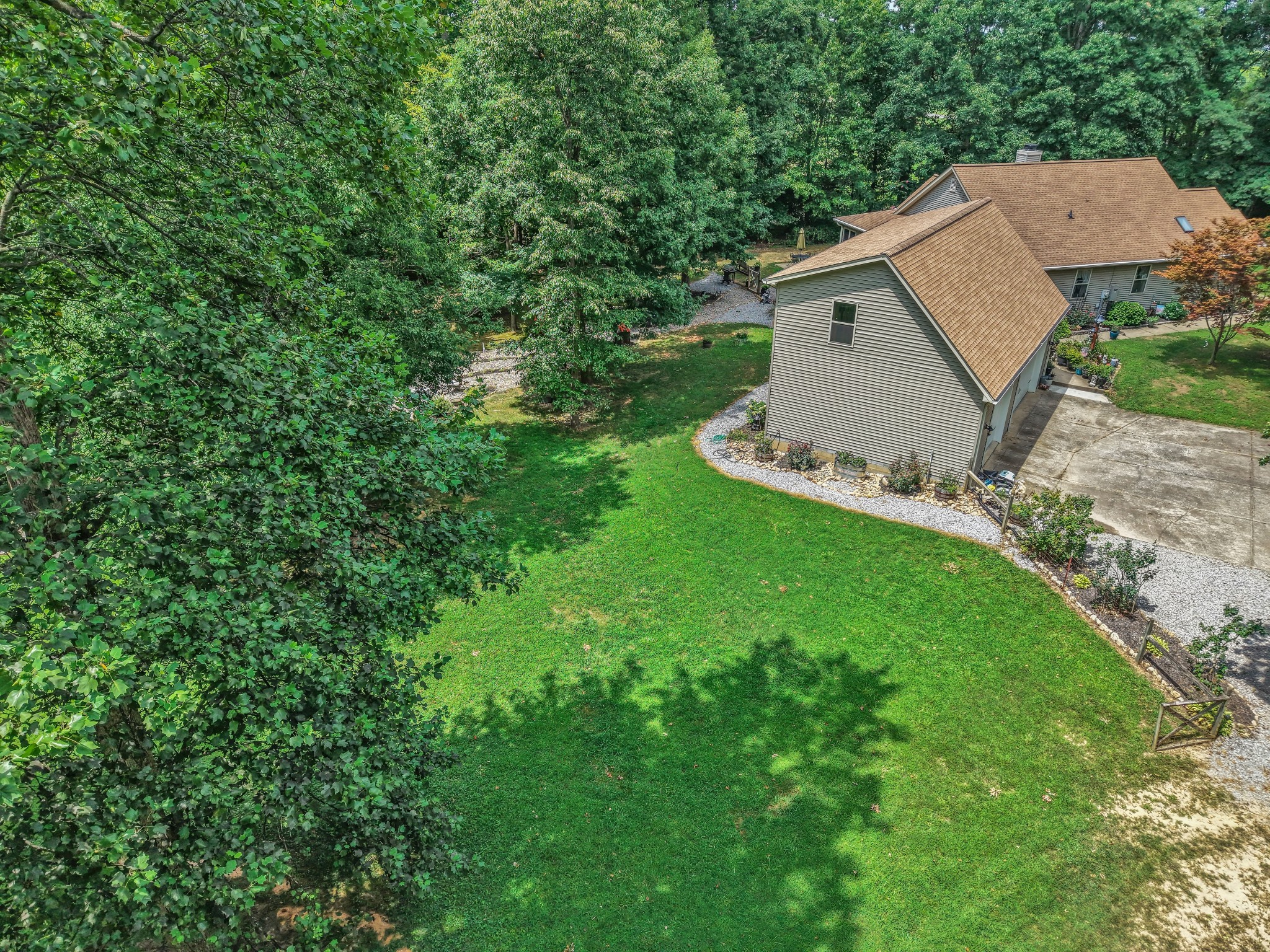 7197 Highland Rd