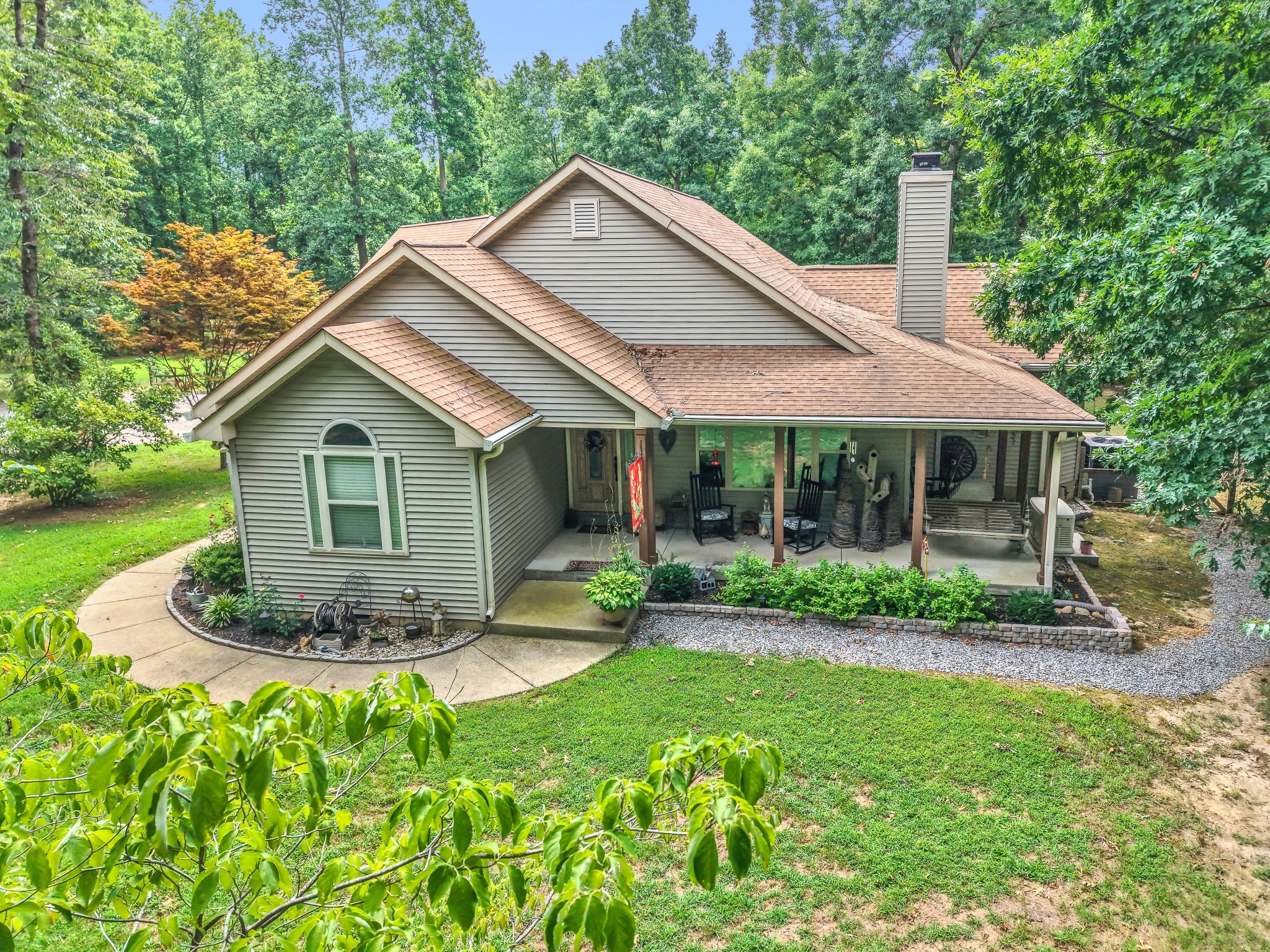 7197 Highland Rd