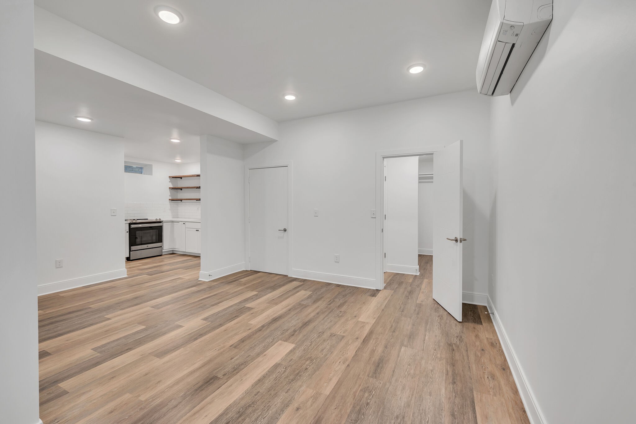 807B Porter Rd