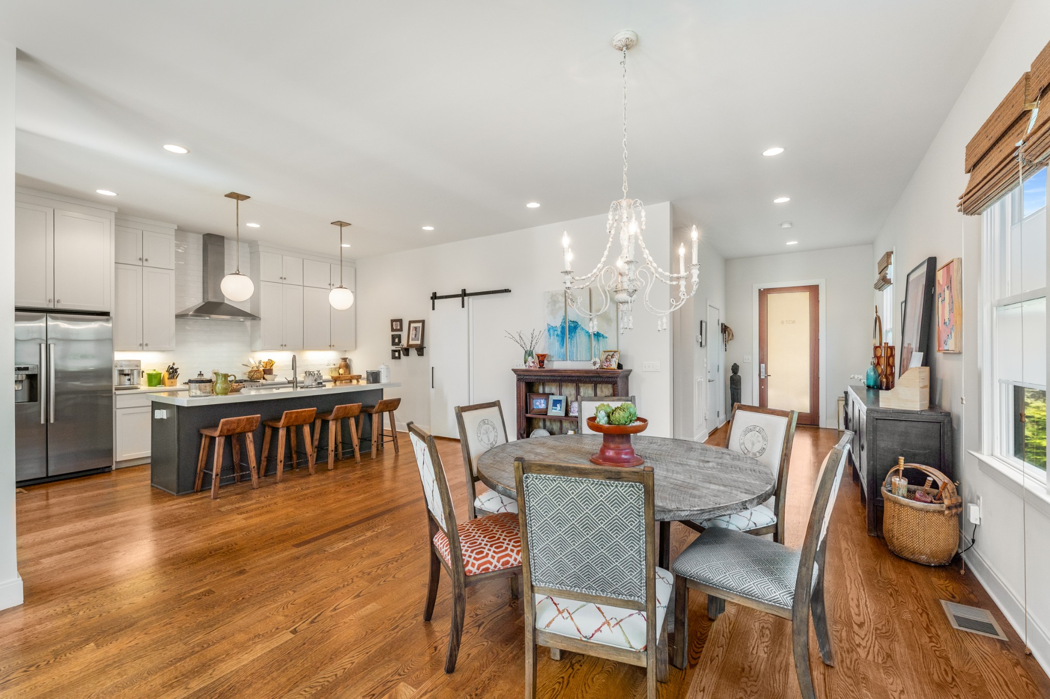 807B Porter Rd