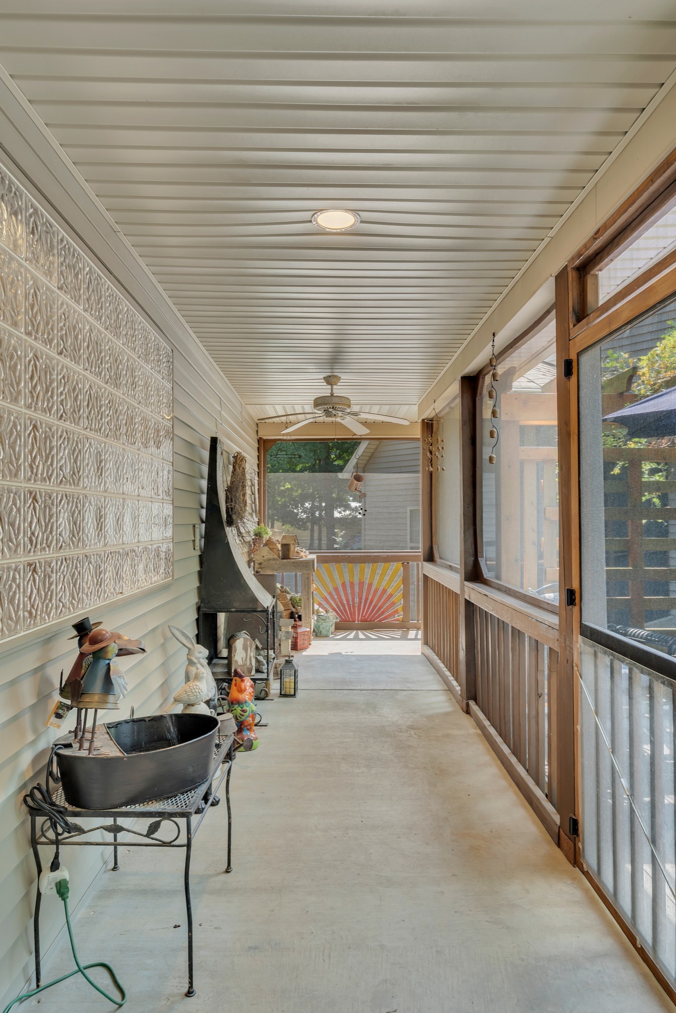 7197 Highland Rd