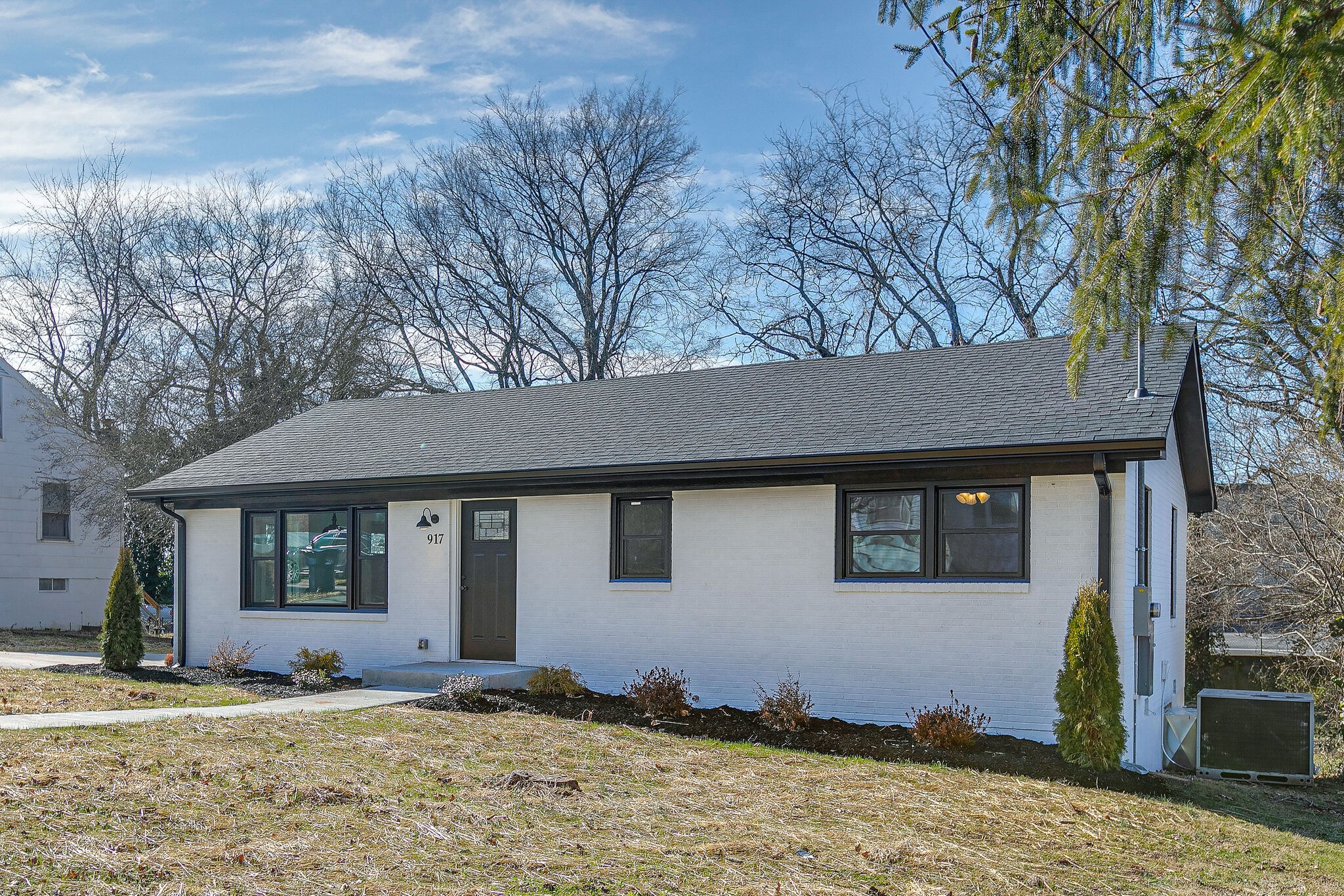 917 Locust St