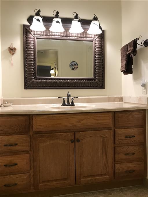 555 N DuPont Ave Unit: C48