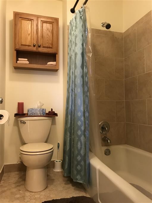 555 N DuPont Ave Unit: C48