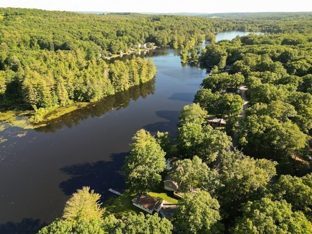 9 Cranberry Meadow Shore Rd