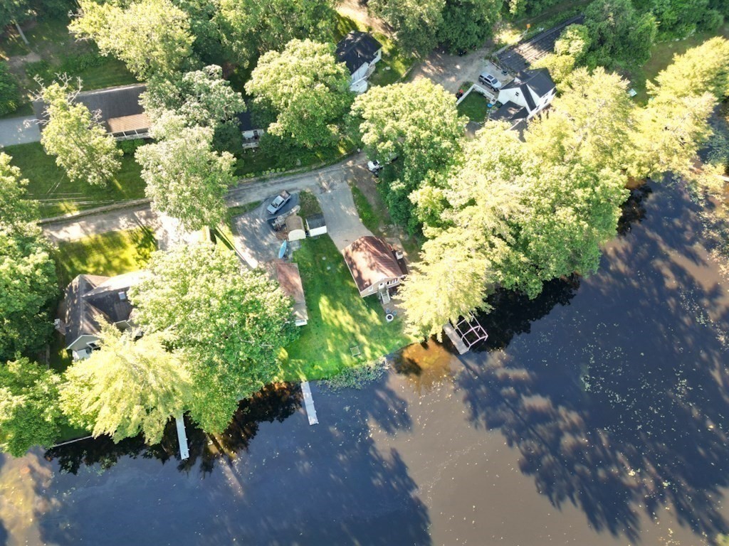 9 Cranberry Meadow Shore Rd