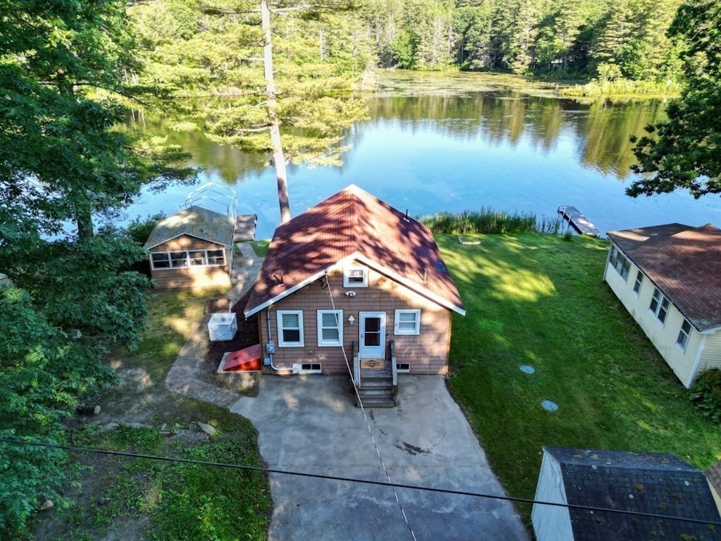 9 Cranberry Meadow Shore Rd