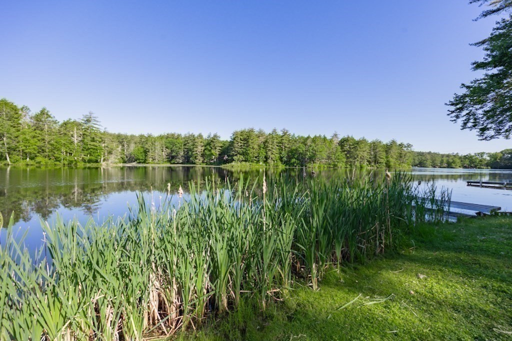 9 Cranberry Meadow Shore Rd